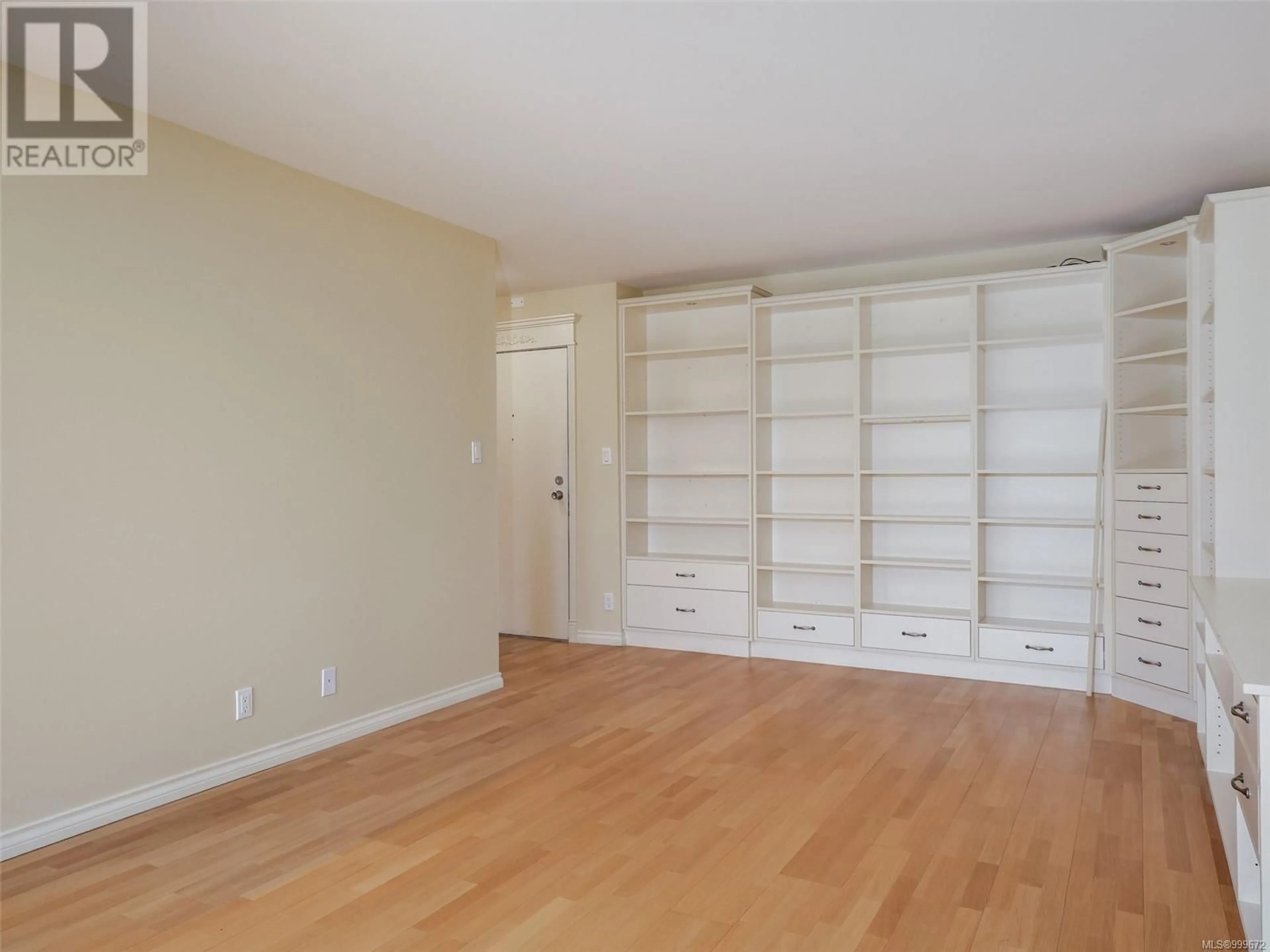 Storage room or clothes room or walk-in closet for 408 - 853 SELKIRK AVENUE, Esquimalt British Columbia V9A2T7