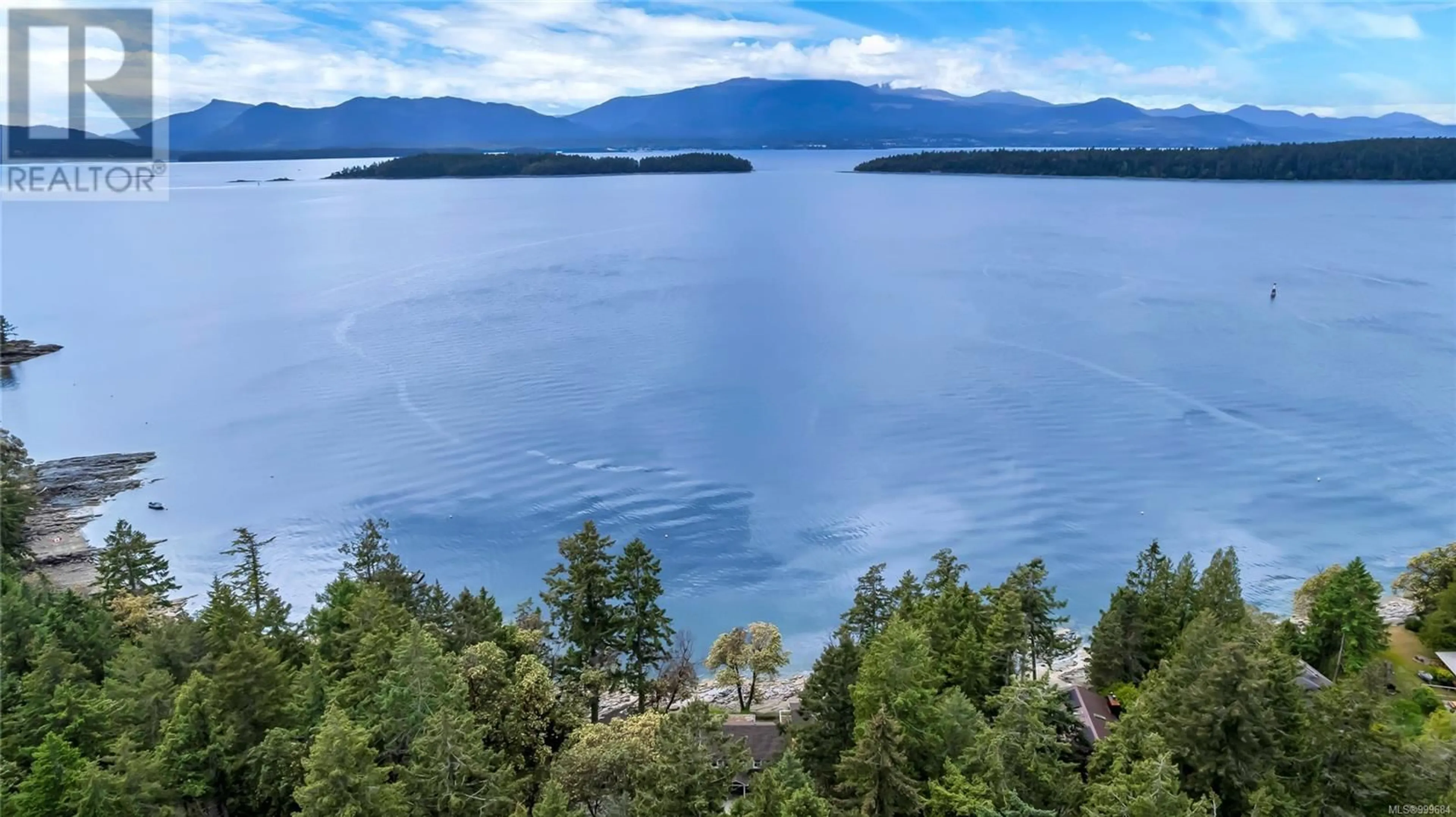 A pic from outside/outdoor area/front of a property/back of a property/a pic from drone, water/lake/river/ocean view for 2860 SOUTHEY POINT ROAD, Salt Spring British Columbia V8K1A2