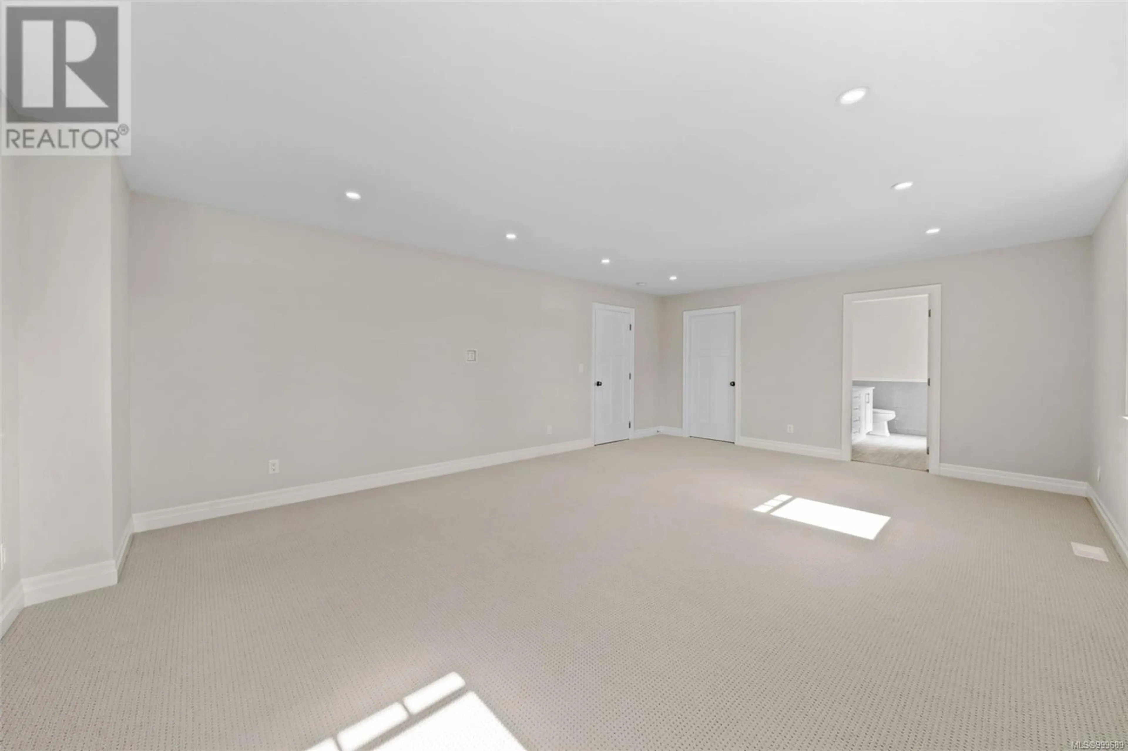 A pic of a room for 3147 BOWKETT PLACE, Saanich British Columbia V8Z1K9