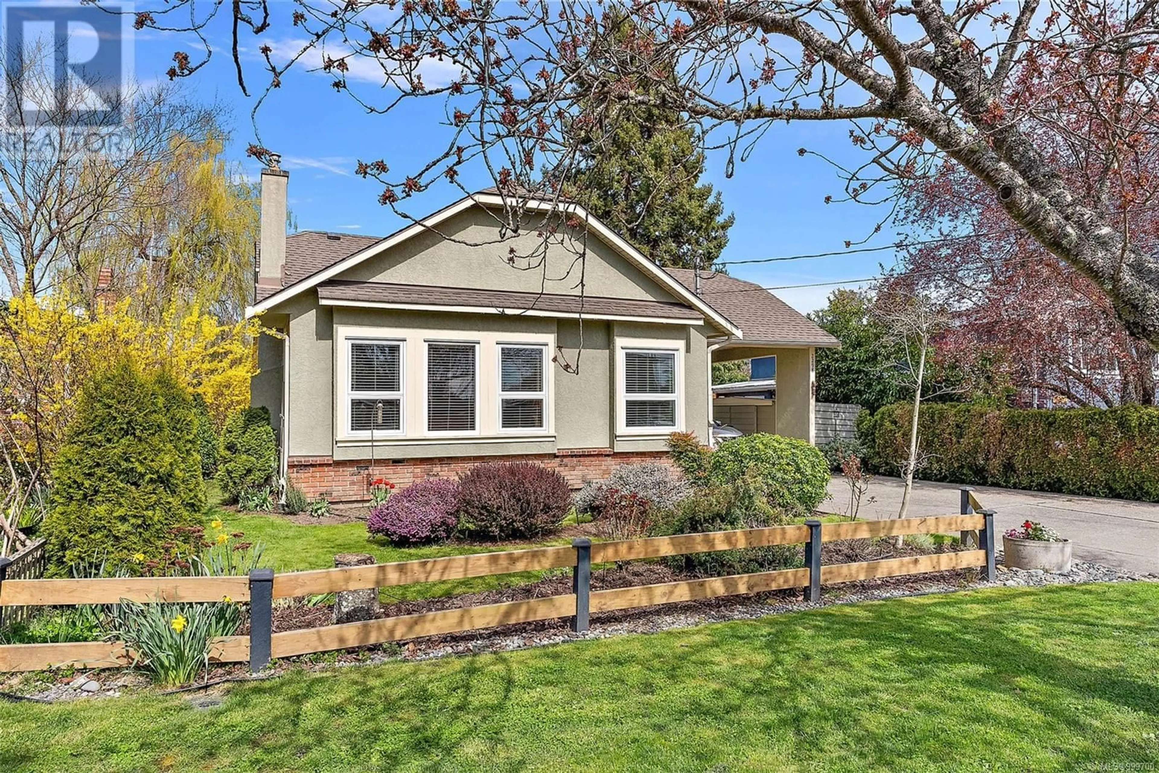 Home with vinyl exterior material, street for 2298 MALAVIEW AVENUE, Sidney British Columbia V8L2E8
