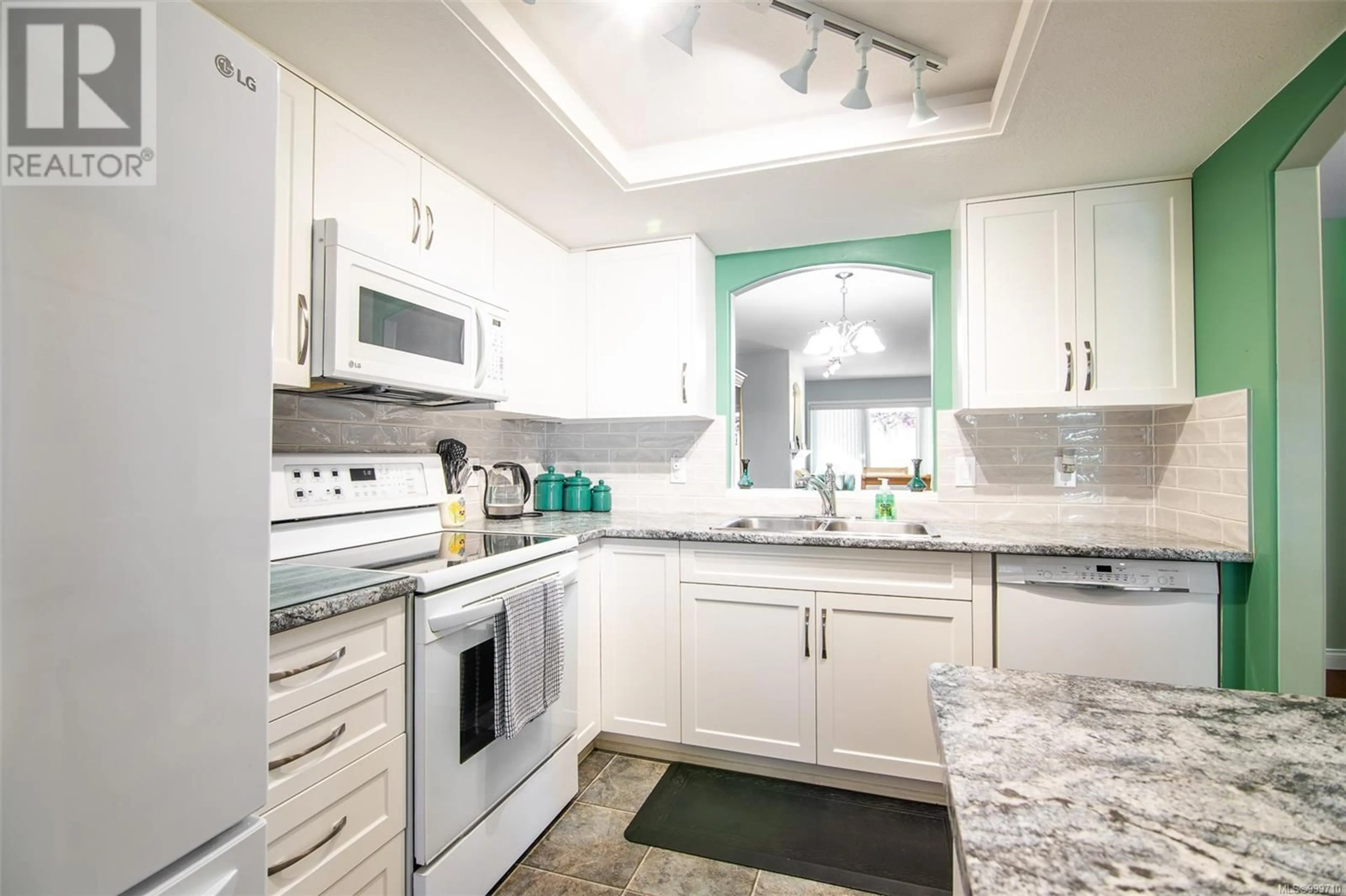 Unknown for 20 - 310 PYM STREET NORTH, Parksville British Columbia V9P2P4