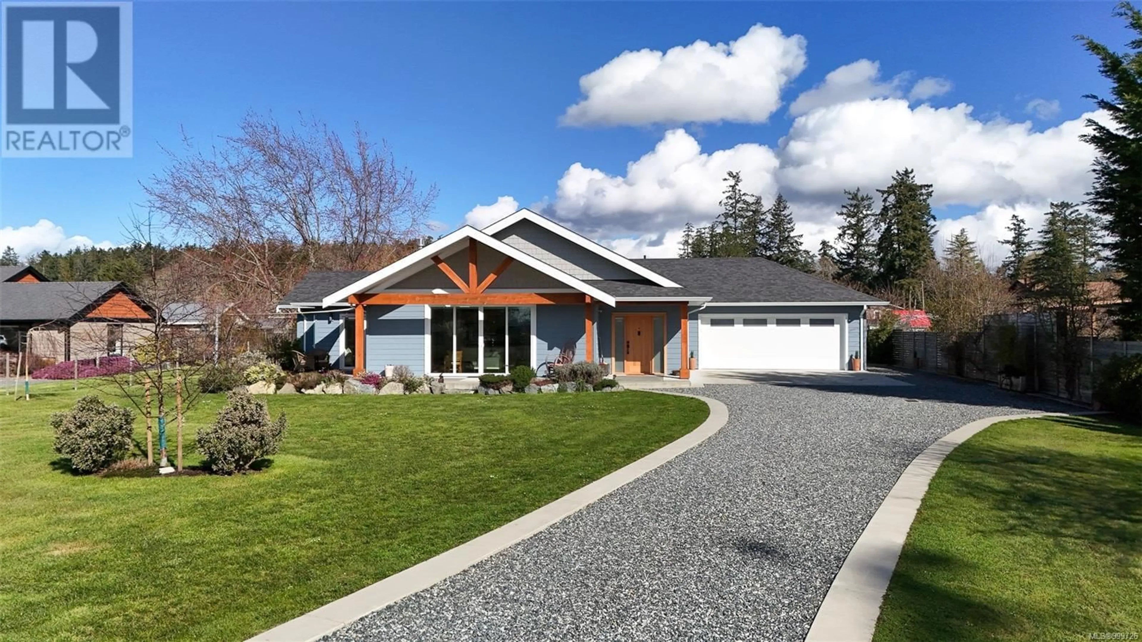 Home with vinyl exterior material, street for 822 WAIN ROAD, North Saanich British Columbia V8L5N8