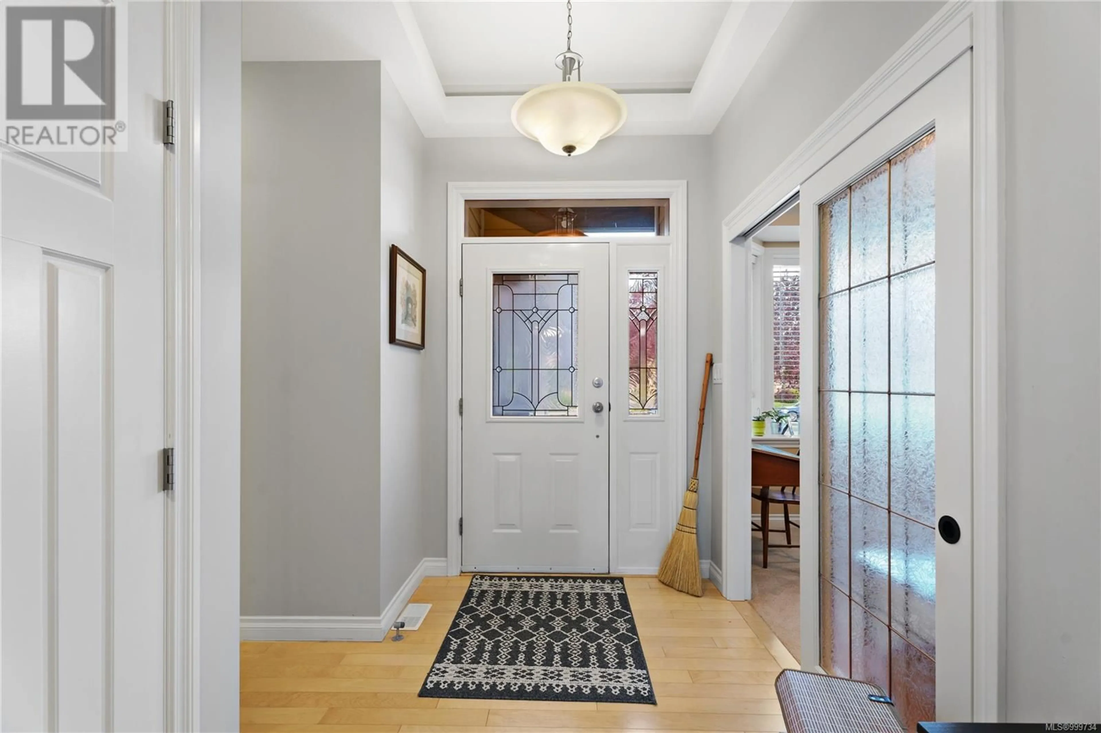 Indoor entryway for 6317 TRUMPETER CLOSE, Duncan British Columbia V9L0B8