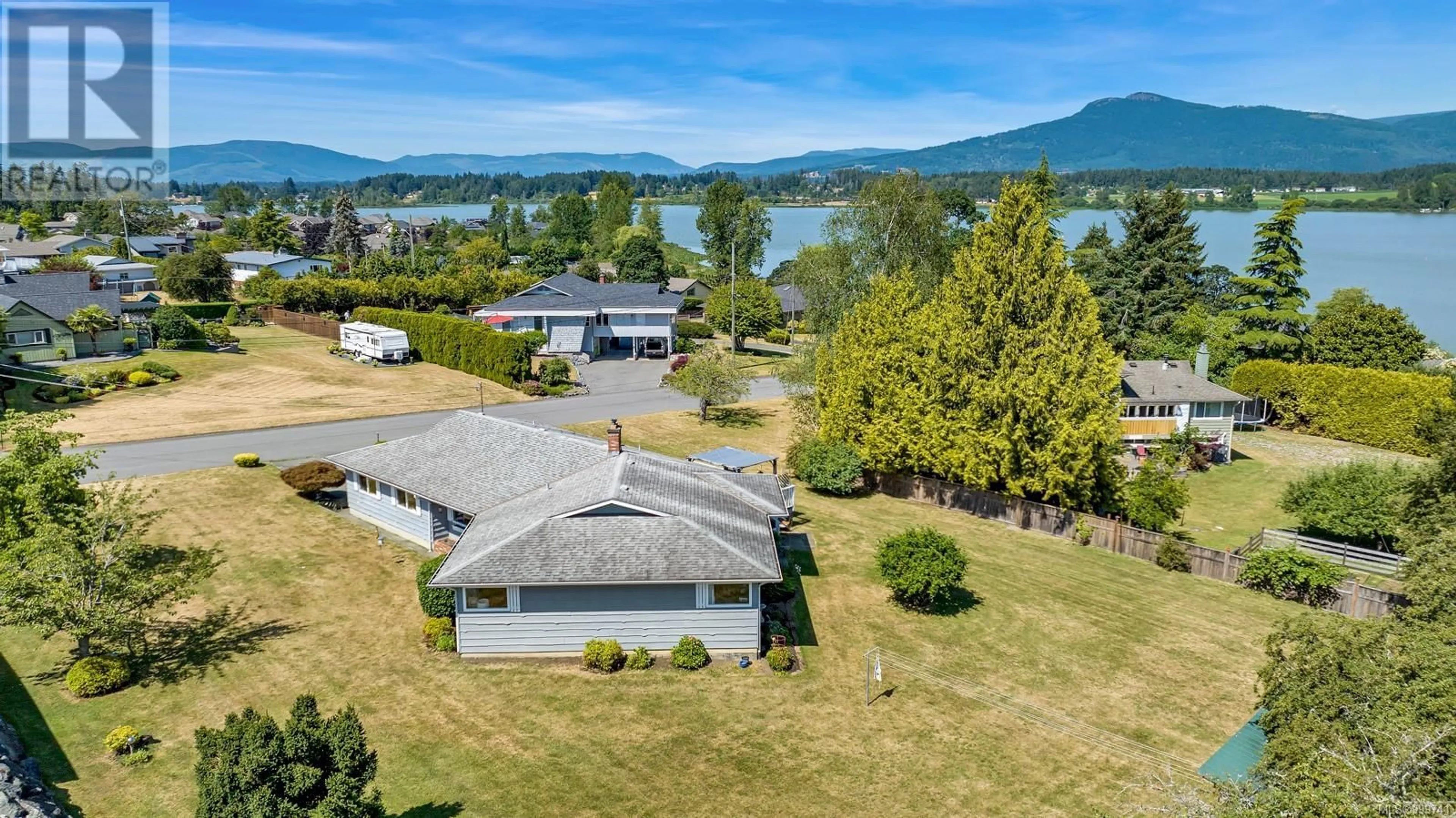 A pic from outside/outdoor area/front of a property/back of a property/a pic from drone, water/lake/river/ocean view for 6327 LANSDOWNE PLACE, Duncan British Columbia V9L5R2