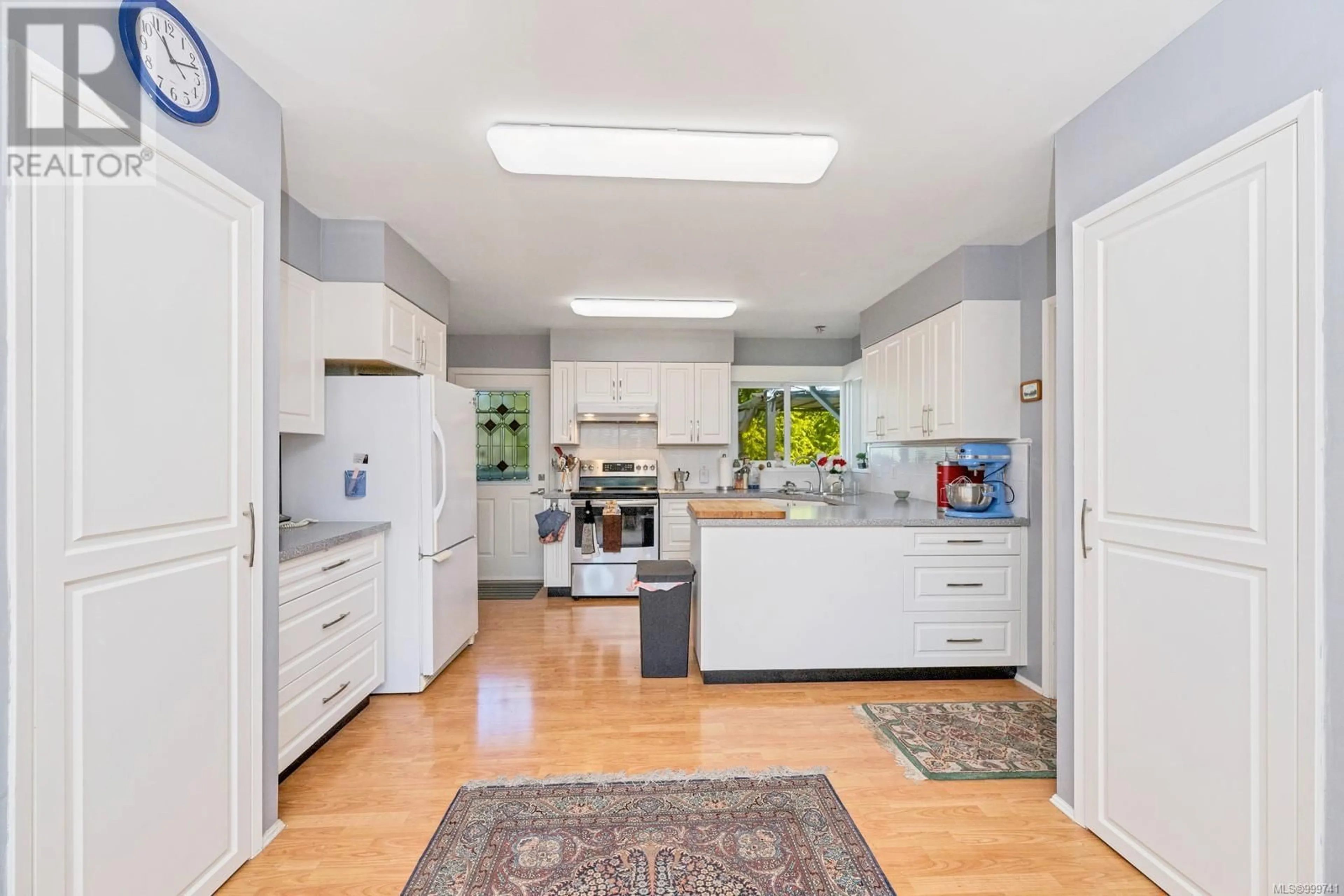Open concept kitchen, unknown for 6327 LANSDOWNE PLACE, Duncan British Columbia V9L5R2