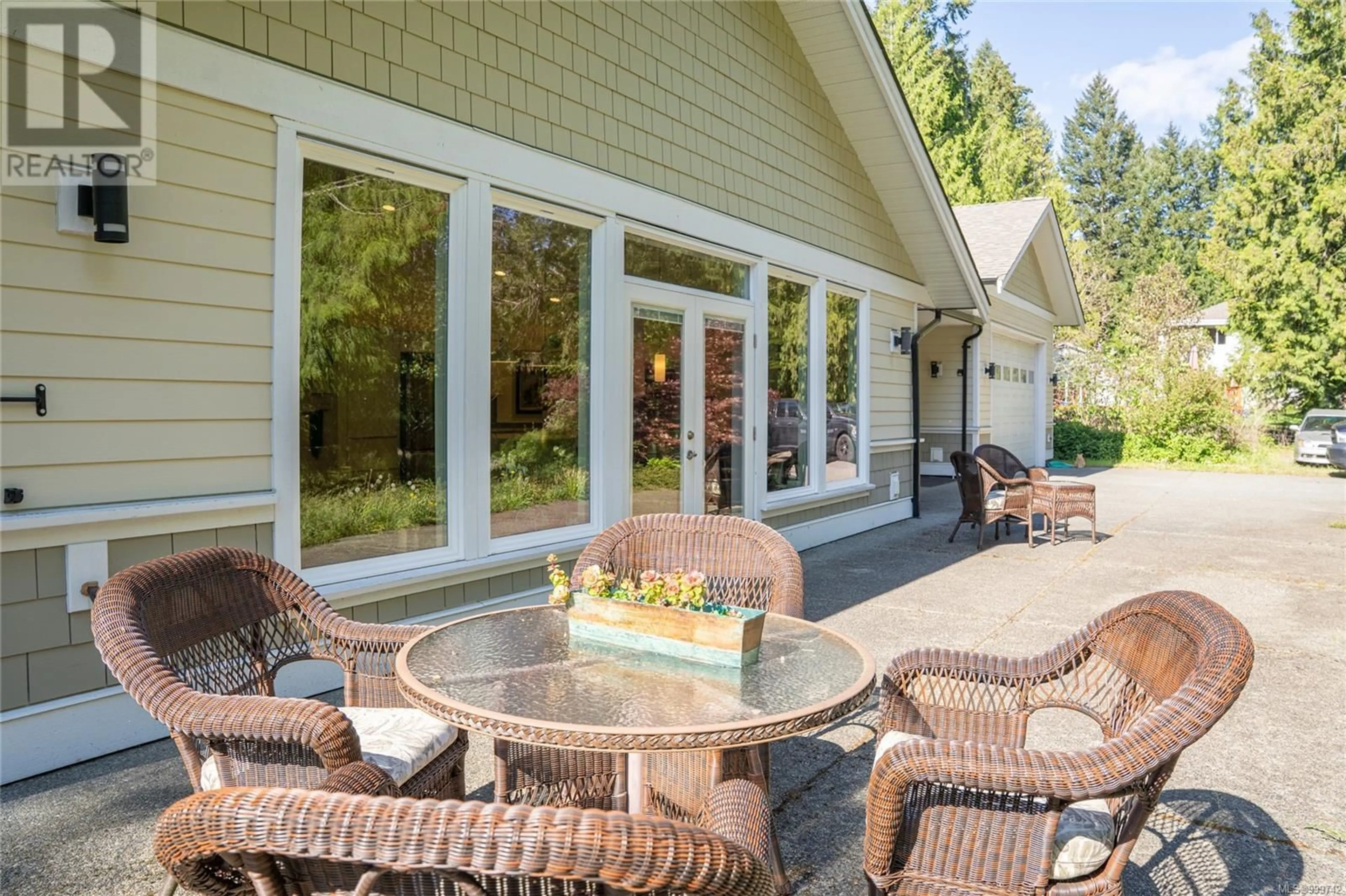 Patio, water/lake/river/ocean view for 2654 CAMERON TAGGART ROAD, Cobble Hill British Columbia V0R2P2