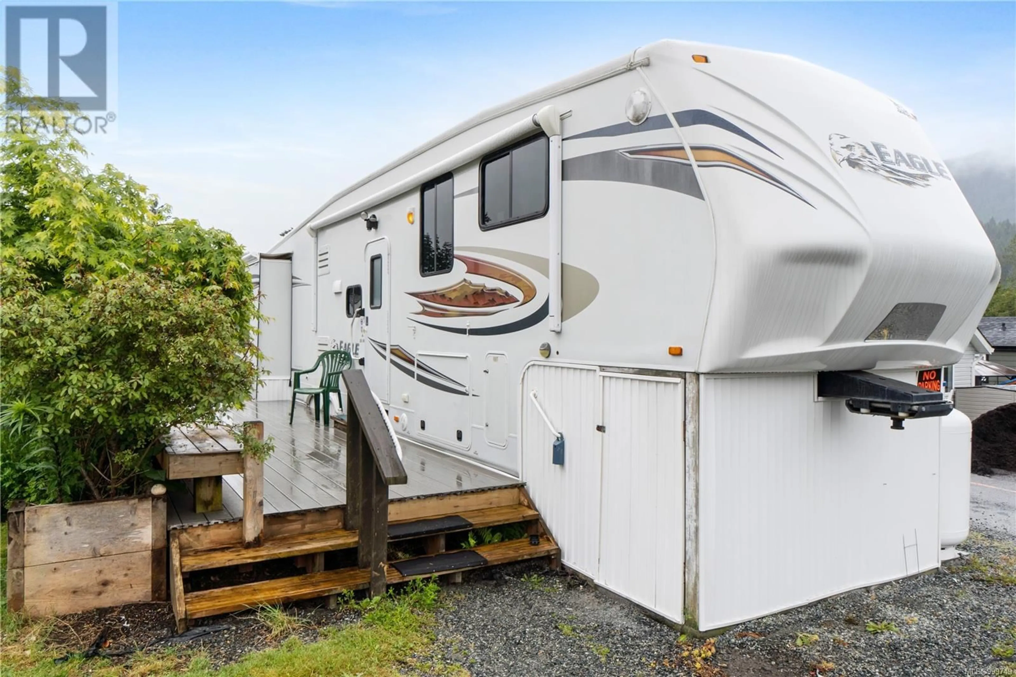 Home with vinyl exterior material, unknown for 2139 NIMPKISH LAKE WAY, Nanaimo British Columbia V9S0A4