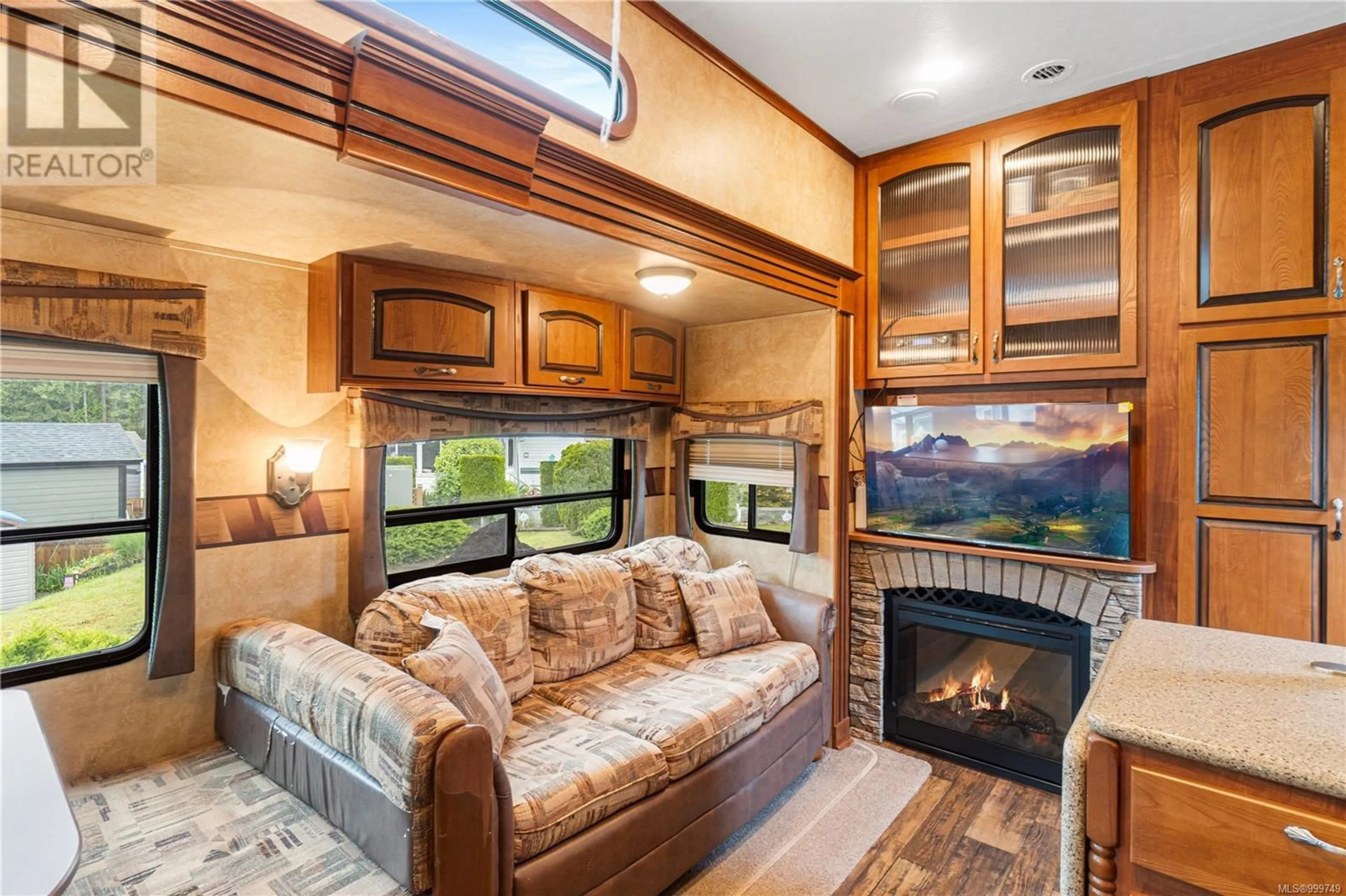 Unknown for 2139 NIMPKISH LAKE WAY, Nanaimo British Columbia V9S0A4