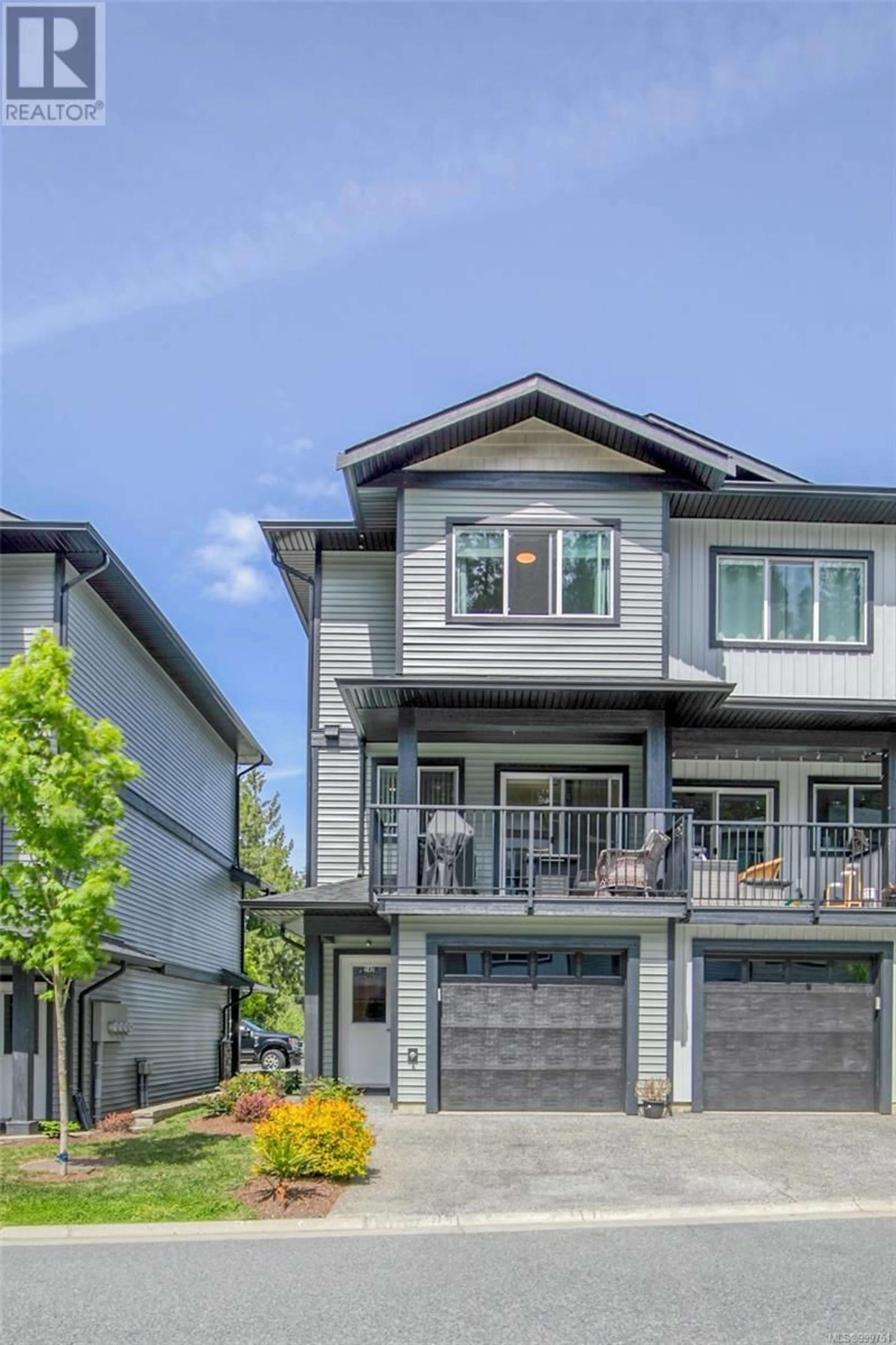 Home with vinyl exterior material, street for 142 - 600 NINTH STREET, Nanaimo British Columbia V9R0L4