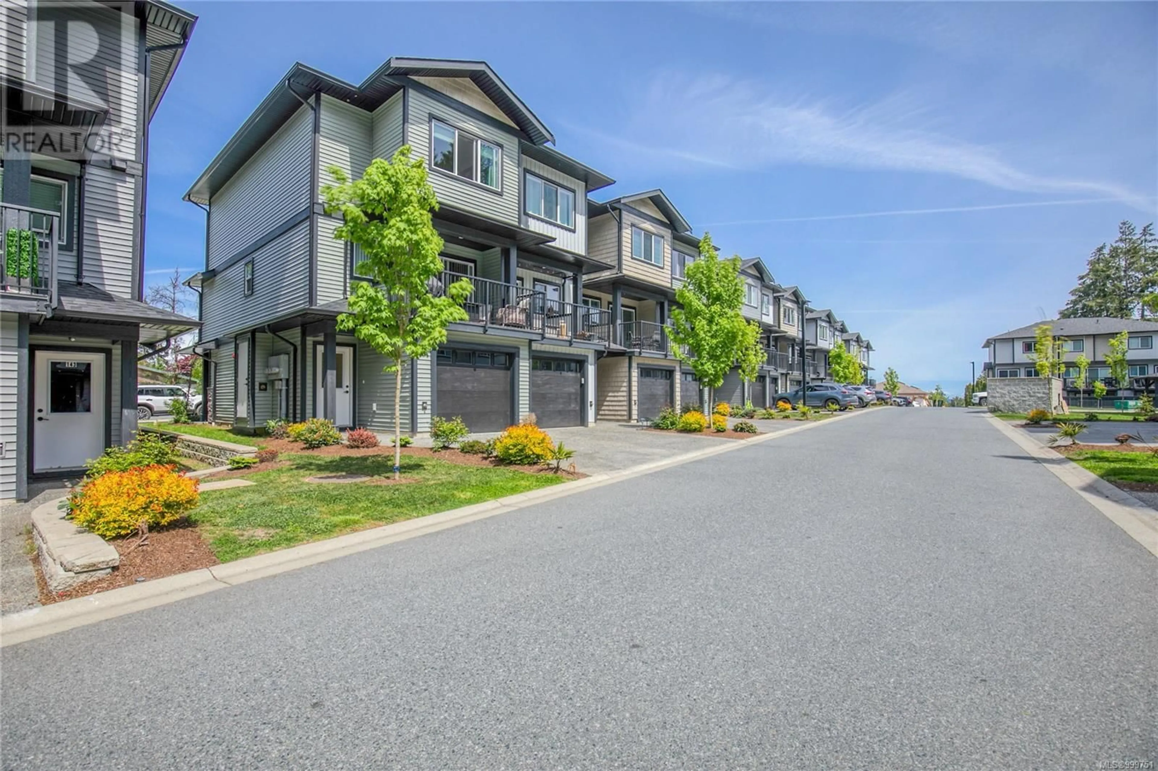 Patio, street for 142 - 600 NINTH STREET, Nanaimo British Columbia V9R0L4