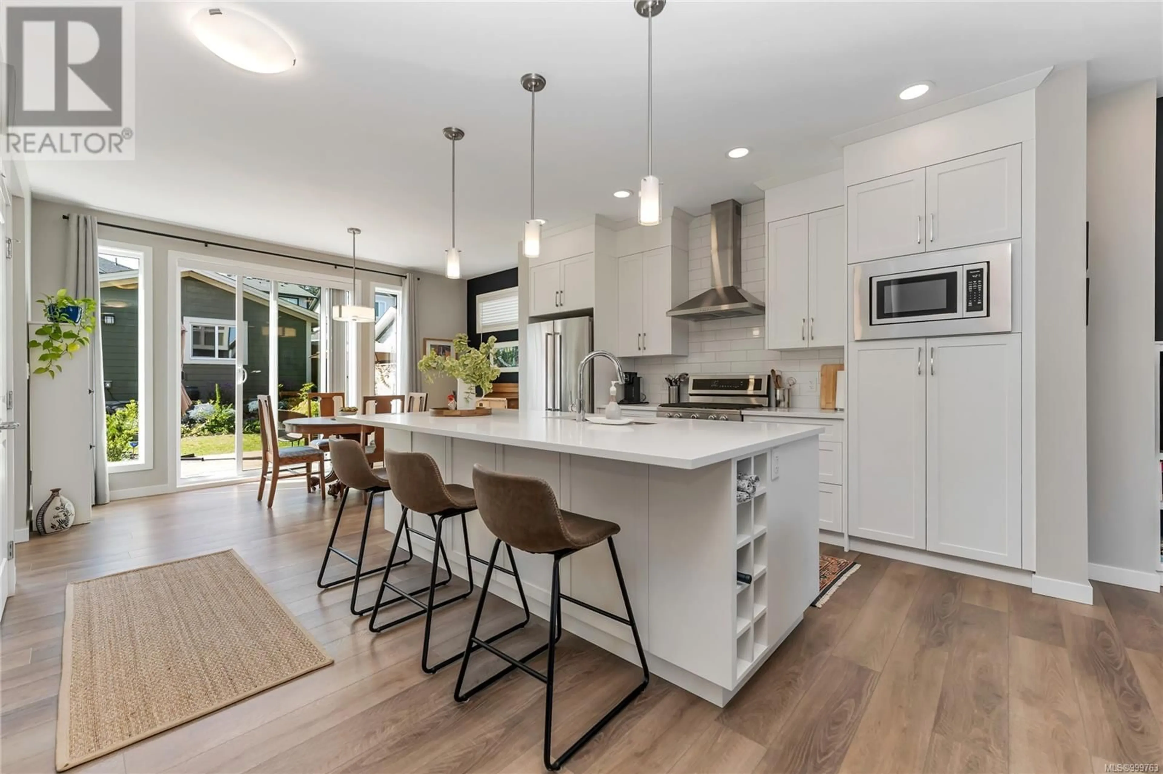 Open concept kitchen, ceramic/tile floor for 141 CASPIAN DRIVE, Colwood British Columbia V9C0R6