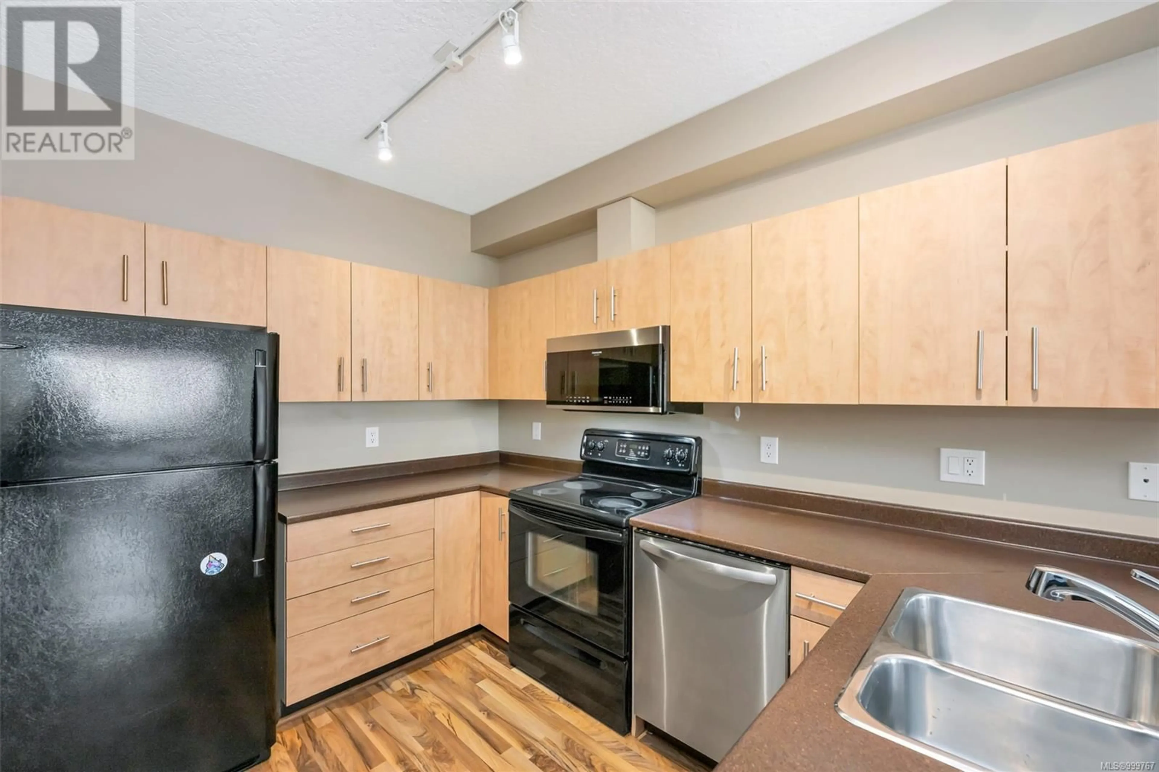 Standard kitchen, wood/laminate floor for 210 - 825 GOLDSTREAM AVENUE, Langford British Columbia V9B2X8