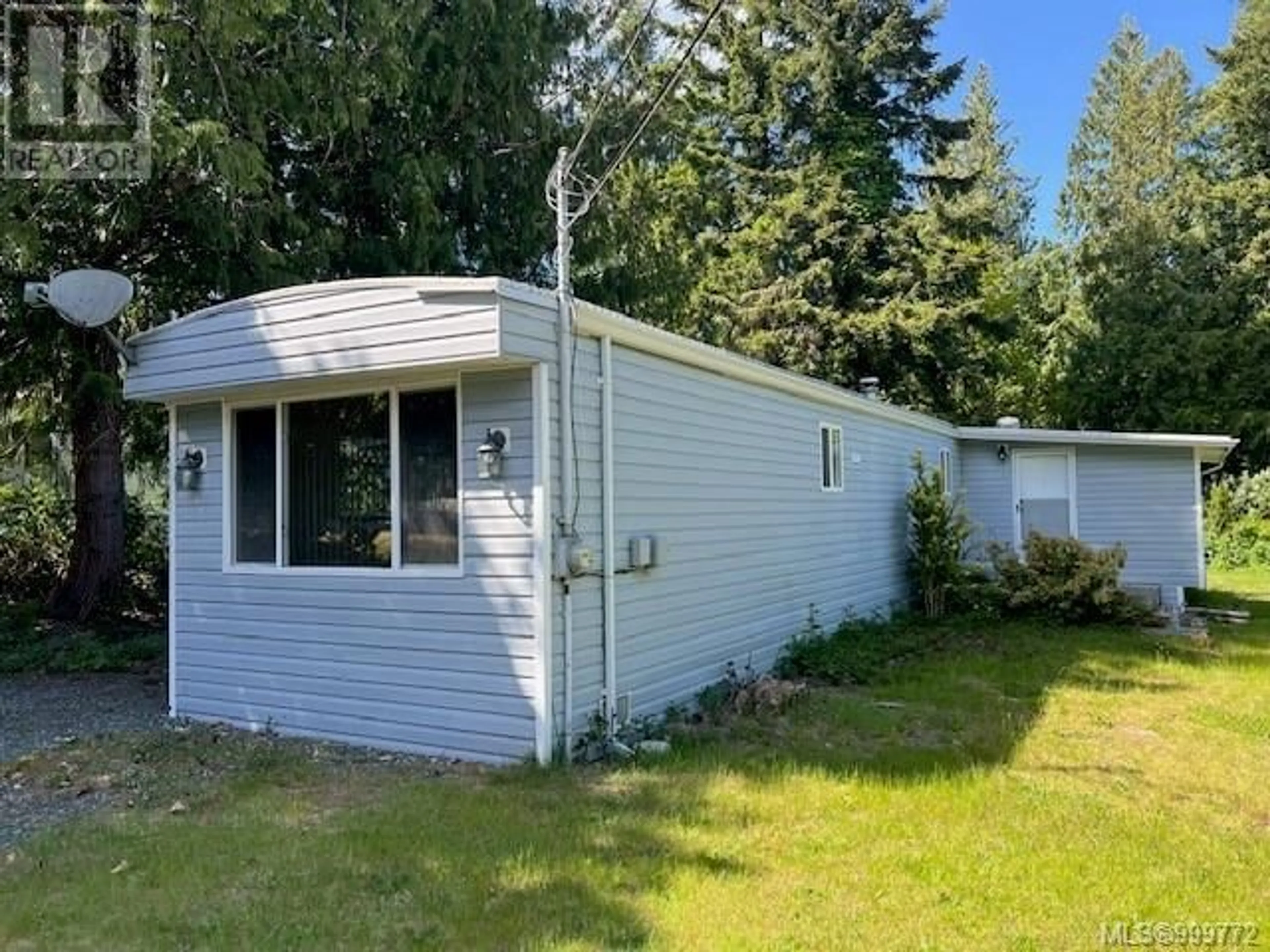 Home with vinyl exterior material, unknown for 2058 AUSTIN ROAD, Comox British Columbia V9M3Z4