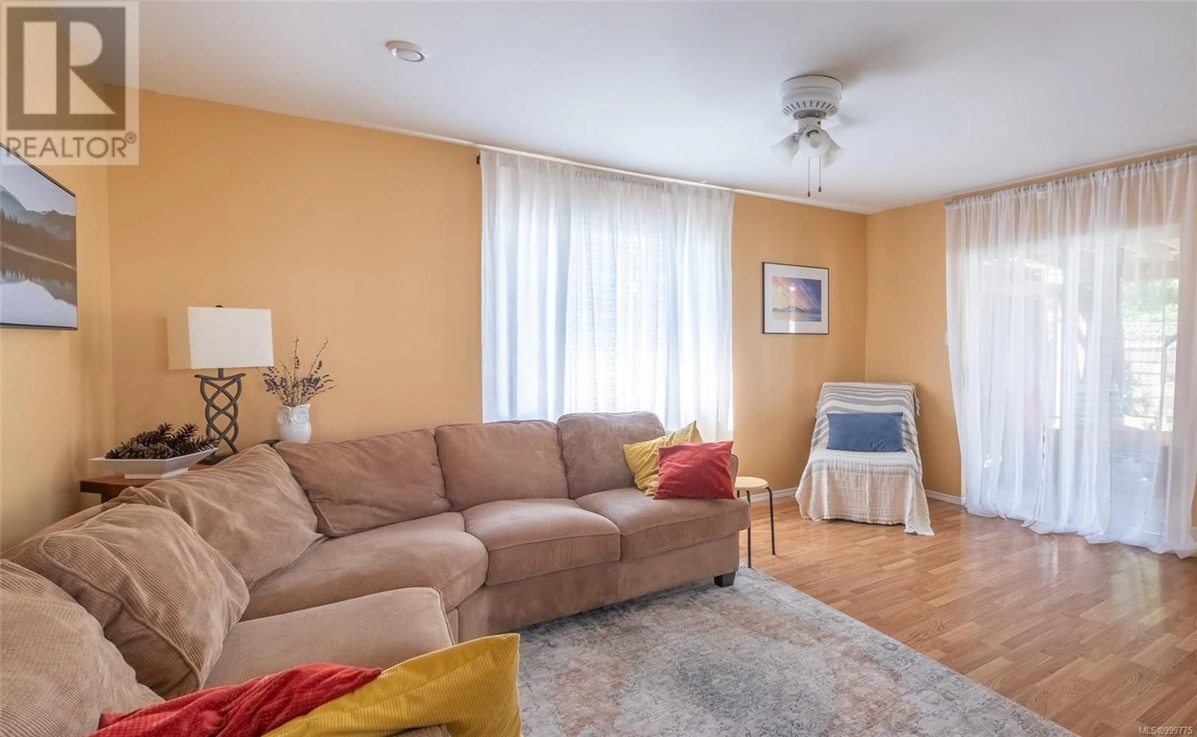 Living room with furniture, unknown for 1251 WESTURNE HEIGHTS ROAD, Whiskey Creek British Columbia V9K2S9