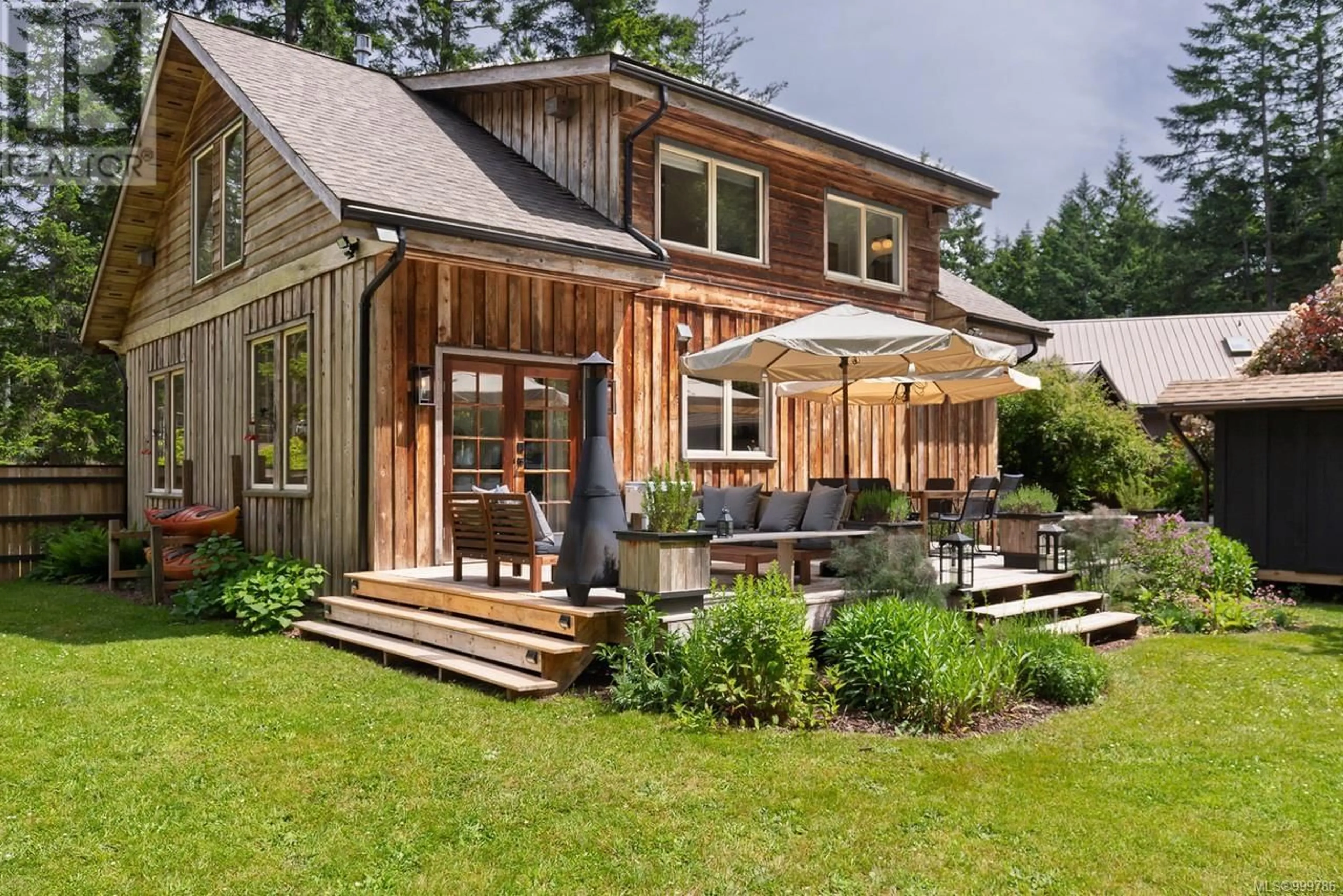 Patio, unknown for 1455 TRILLIUM WAY, Gabriola Island British Columbia V0R1X5