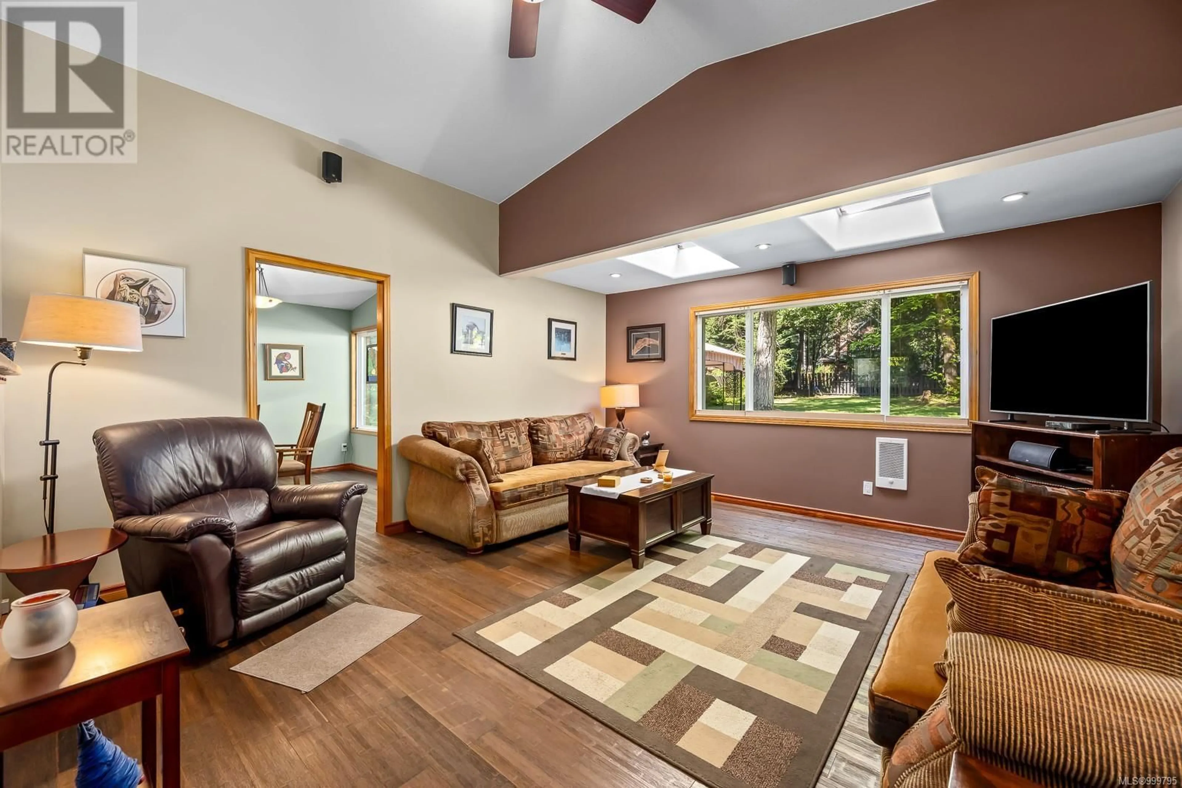 Living room with furniture, unknown for 1307 ANDERTON ROAD, Comox British Columbia V9M3Z2