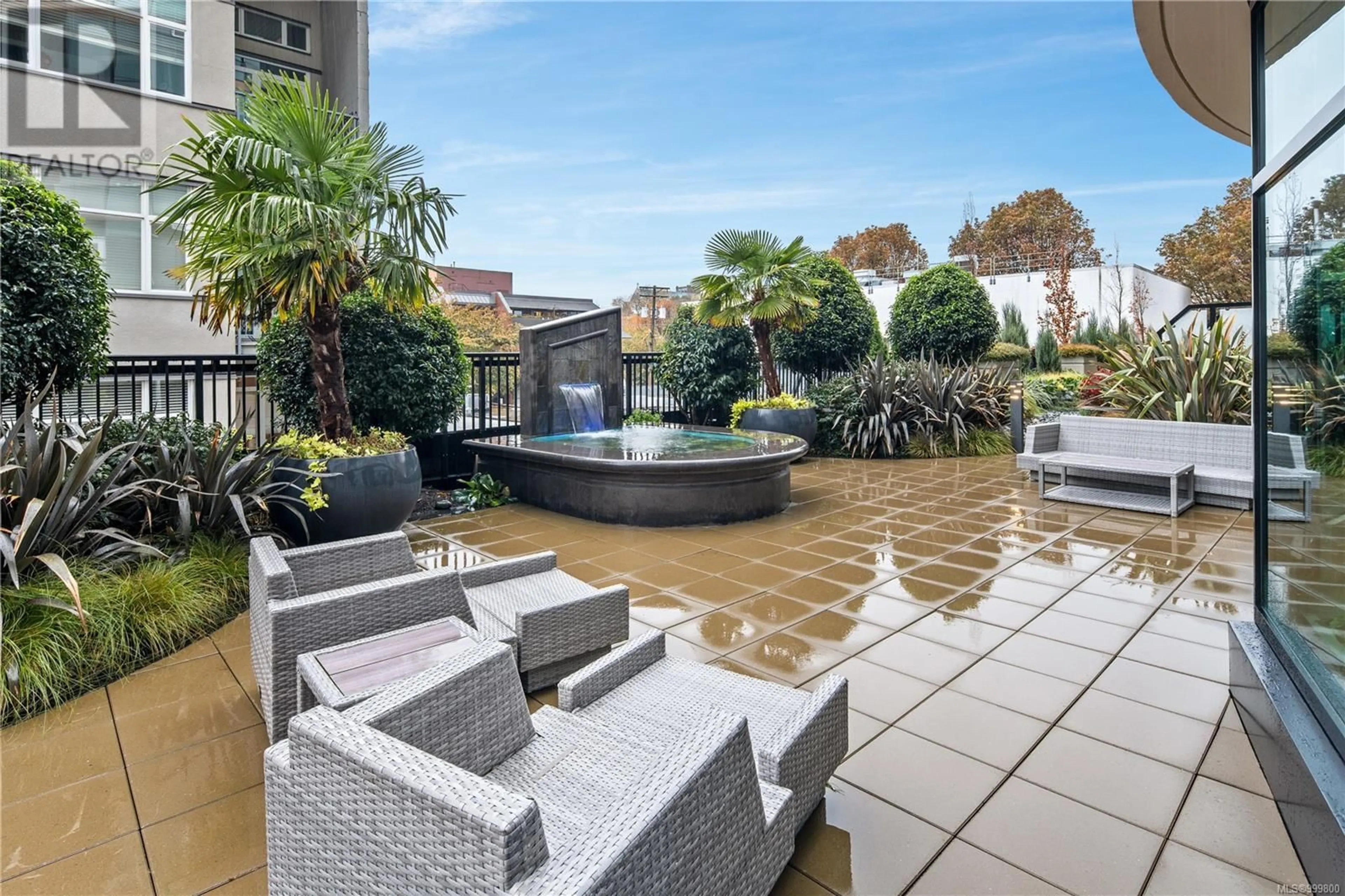 Patio, water/lake/river/ocean view for 804 - 1029 VIEW STREET, Victoria British Columbia V8V0C9