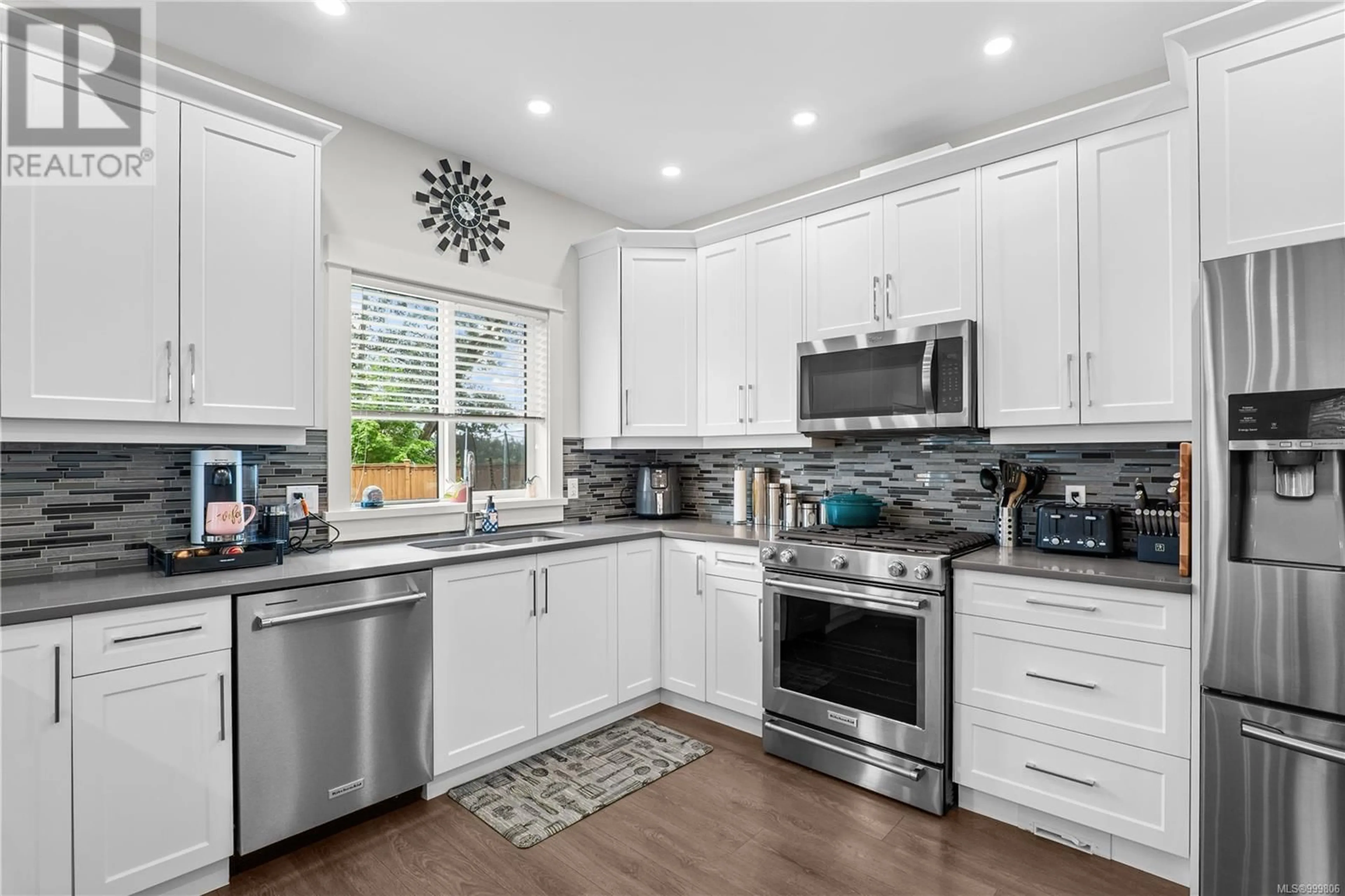 Open concept kitchen, ceramic/tile floor for 2401 LUND ROAD, View Royal British Columbia V9B0S9