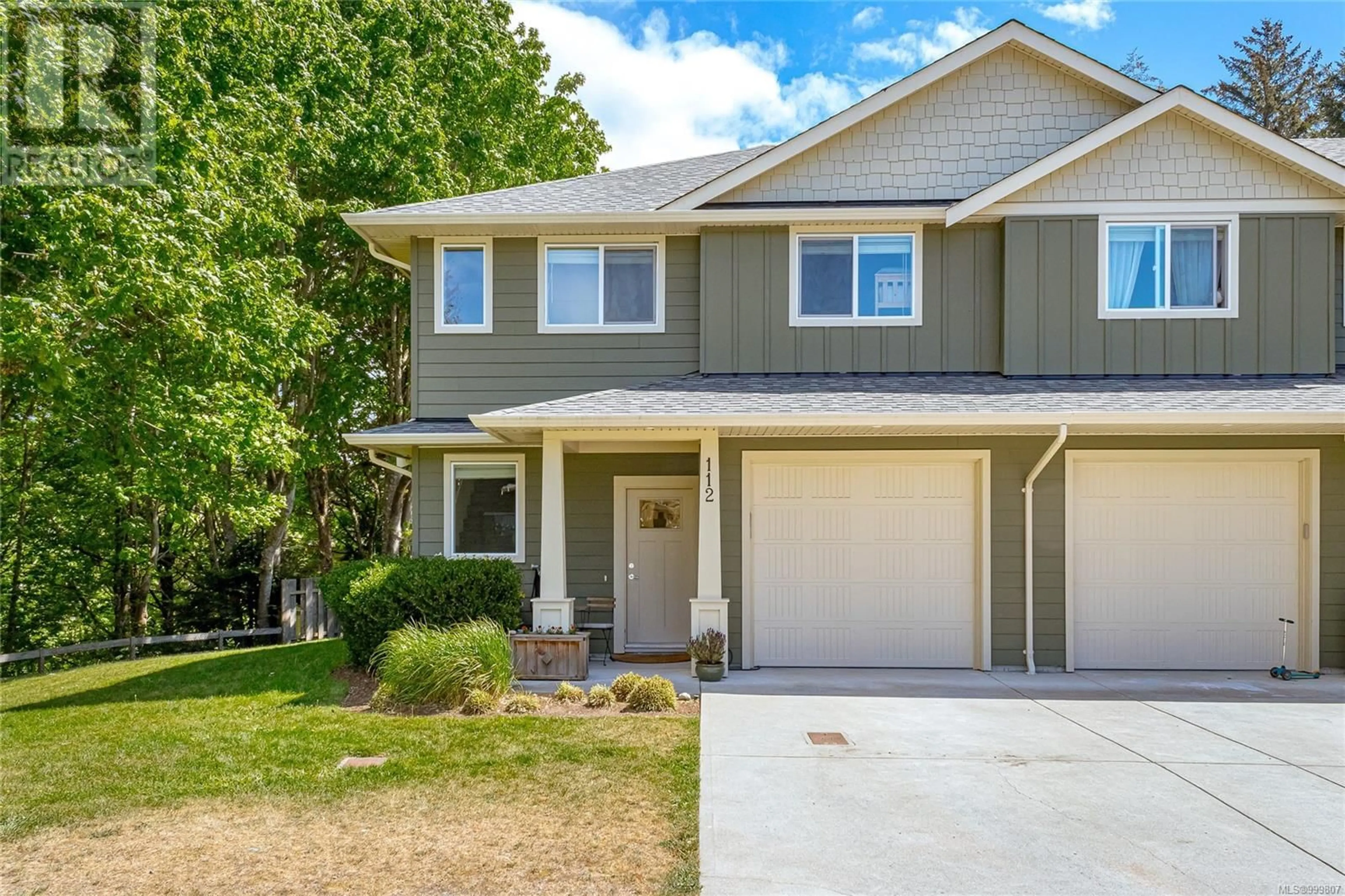 Home with vinyl exterior material, street for 112 - 2117 CHARTERS ROAD, Sooke British Columbia V9Z0Y9