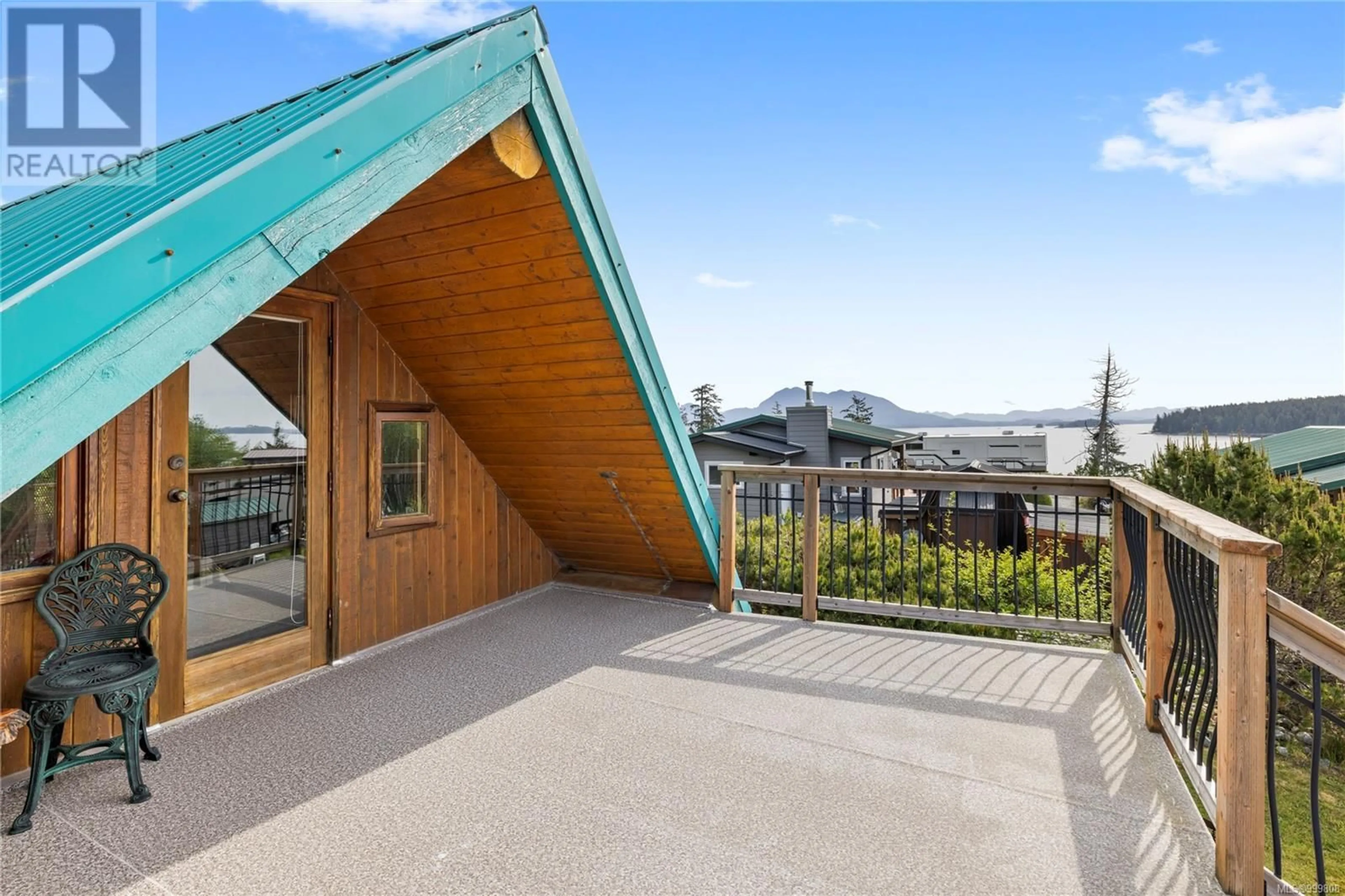 Patio, mountain view for 1082 SIXTH AVENUE, Ucluelet British Columbia V0R3A0