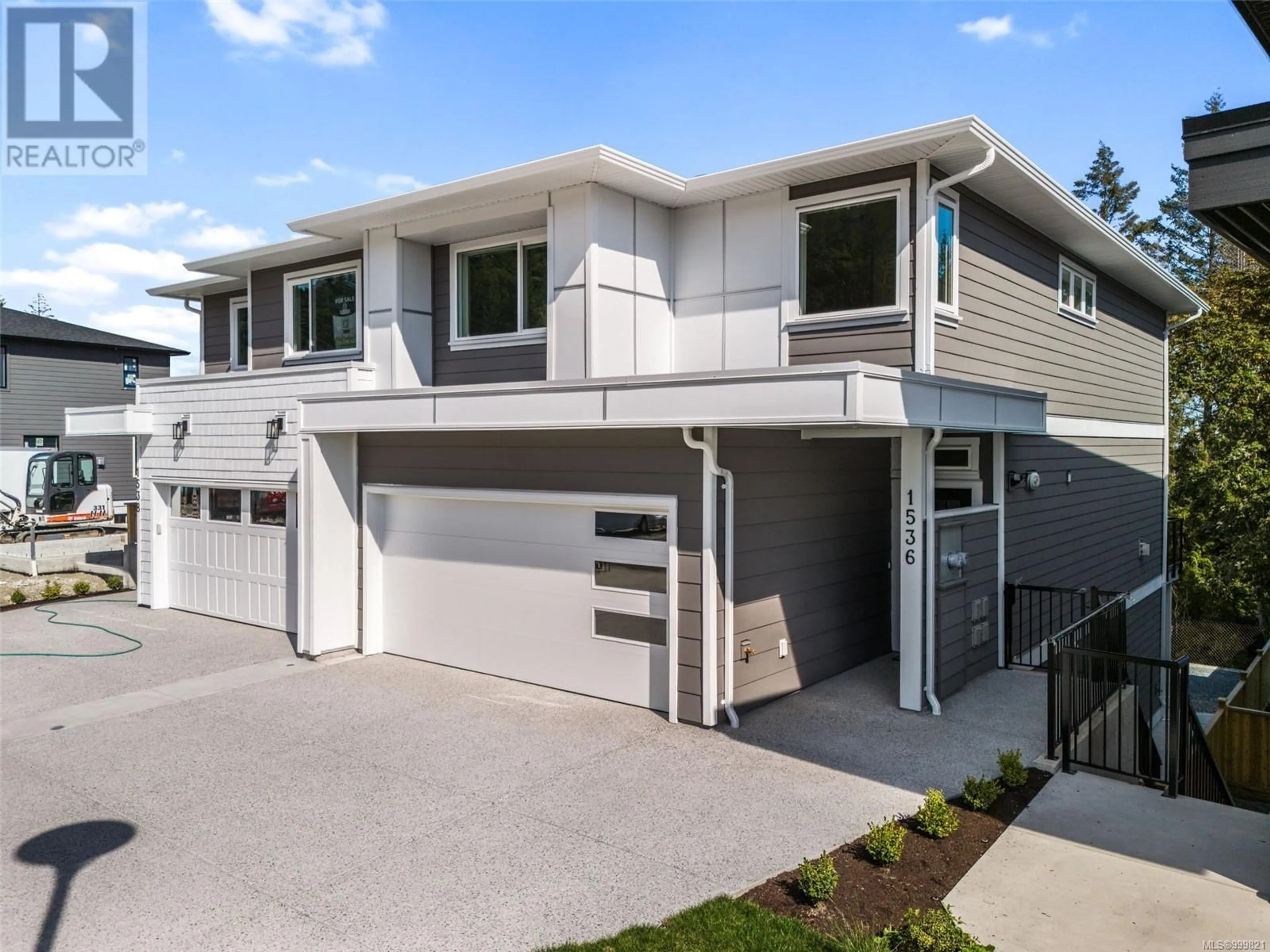 Home with vinyl exterior material, street for 1536 MARBLE PLACE, Langford British Columbia V9B7A2