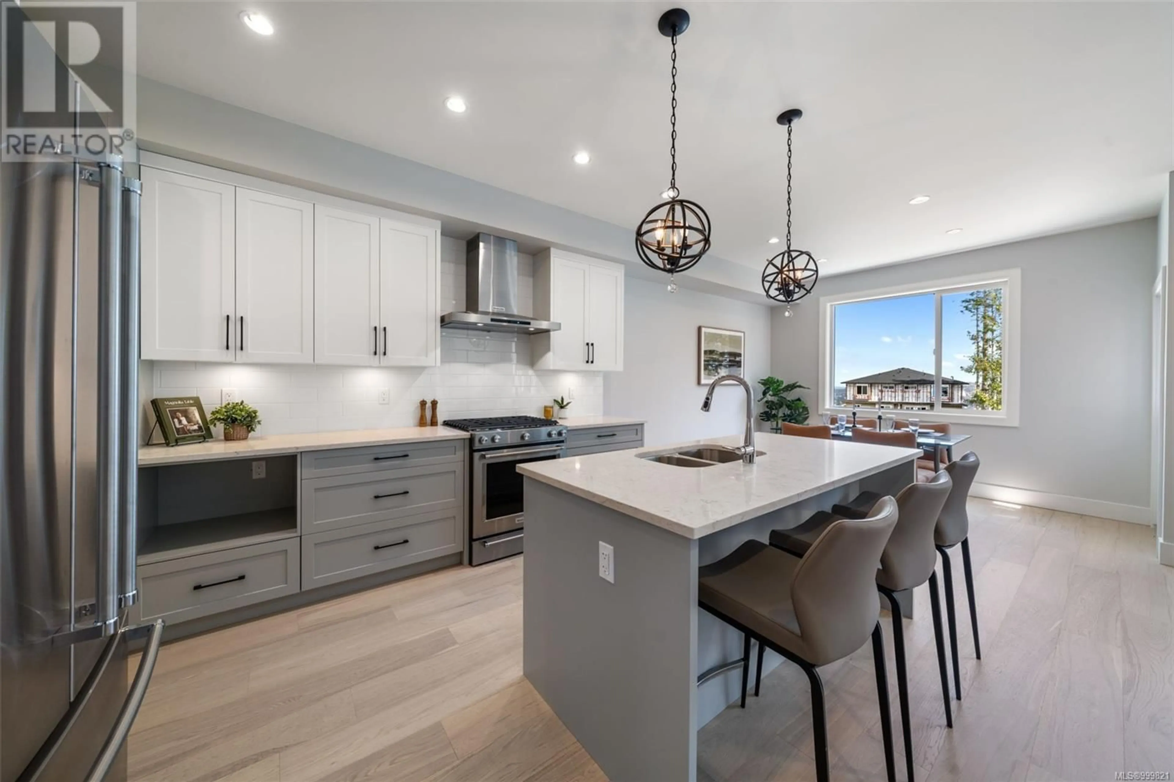 Open concept kitchen, unknown for 1536 MARBLE PLACE, Langford British Columbia V9B7A2