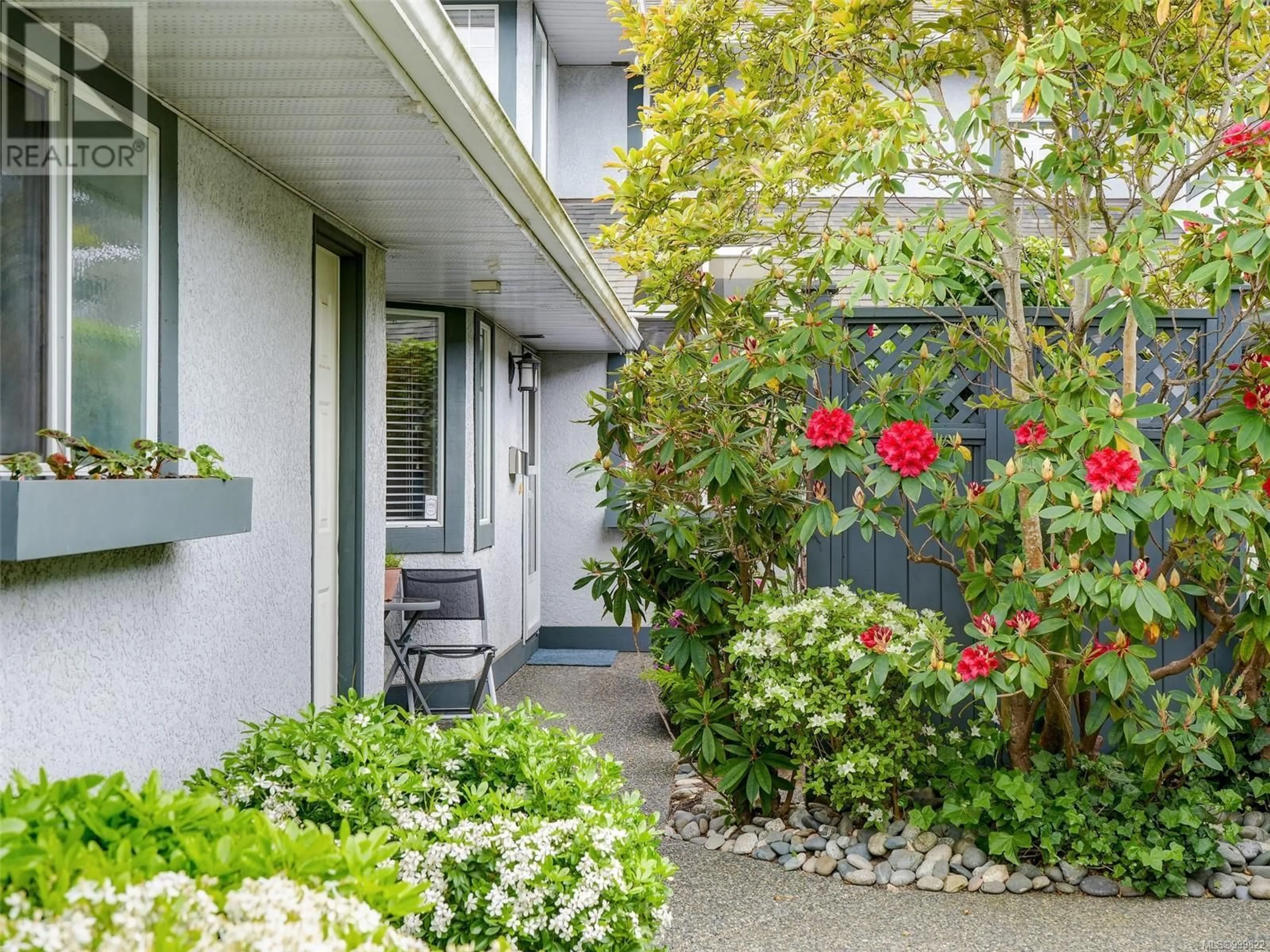 Unknown for 7 - 5110 CORDOVA BAY ROAD, Saanich British Columbia V8Y2K5