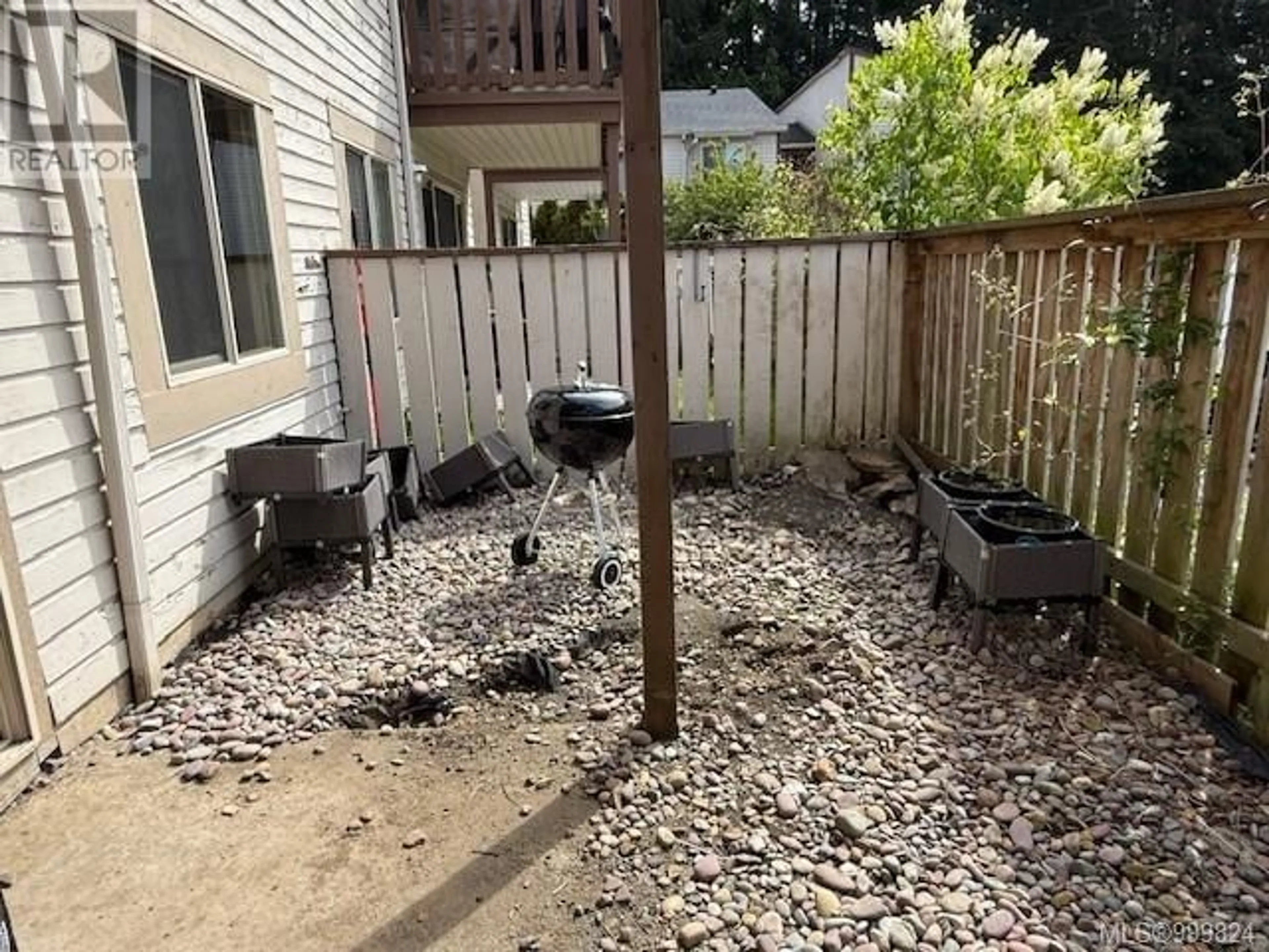 Patio, street for 10 - 7077 HIGHLAND DRIVE, Port Hardy British Columbia V0N2P0