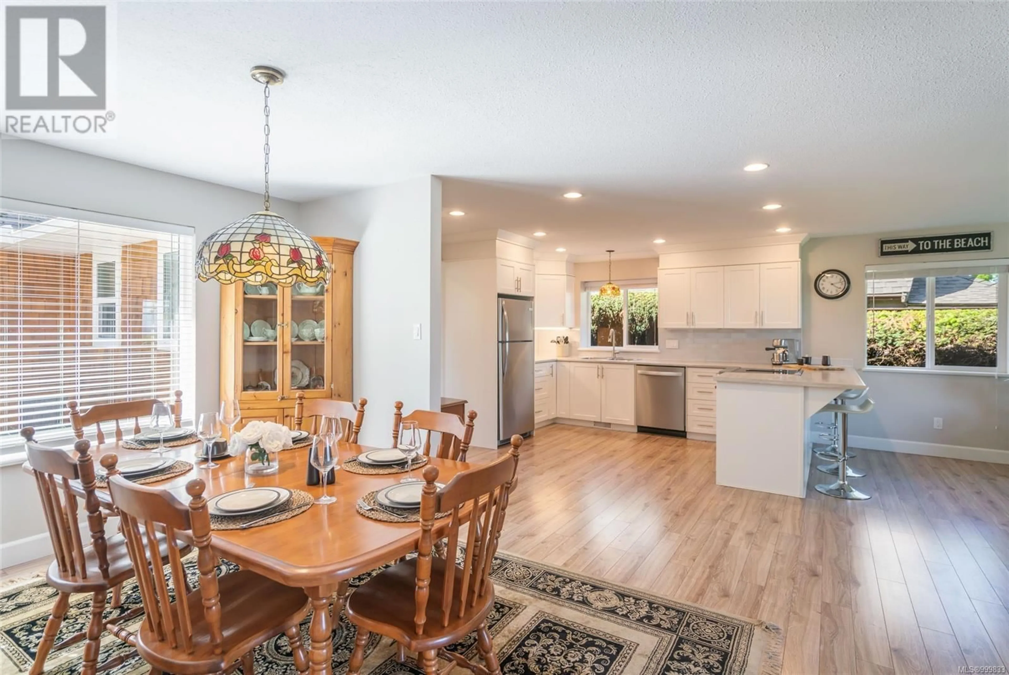 Open concept kitchen, unknown for 428 DOGWOOD STREET NORTH, Parksville British Columbia V9P1C6