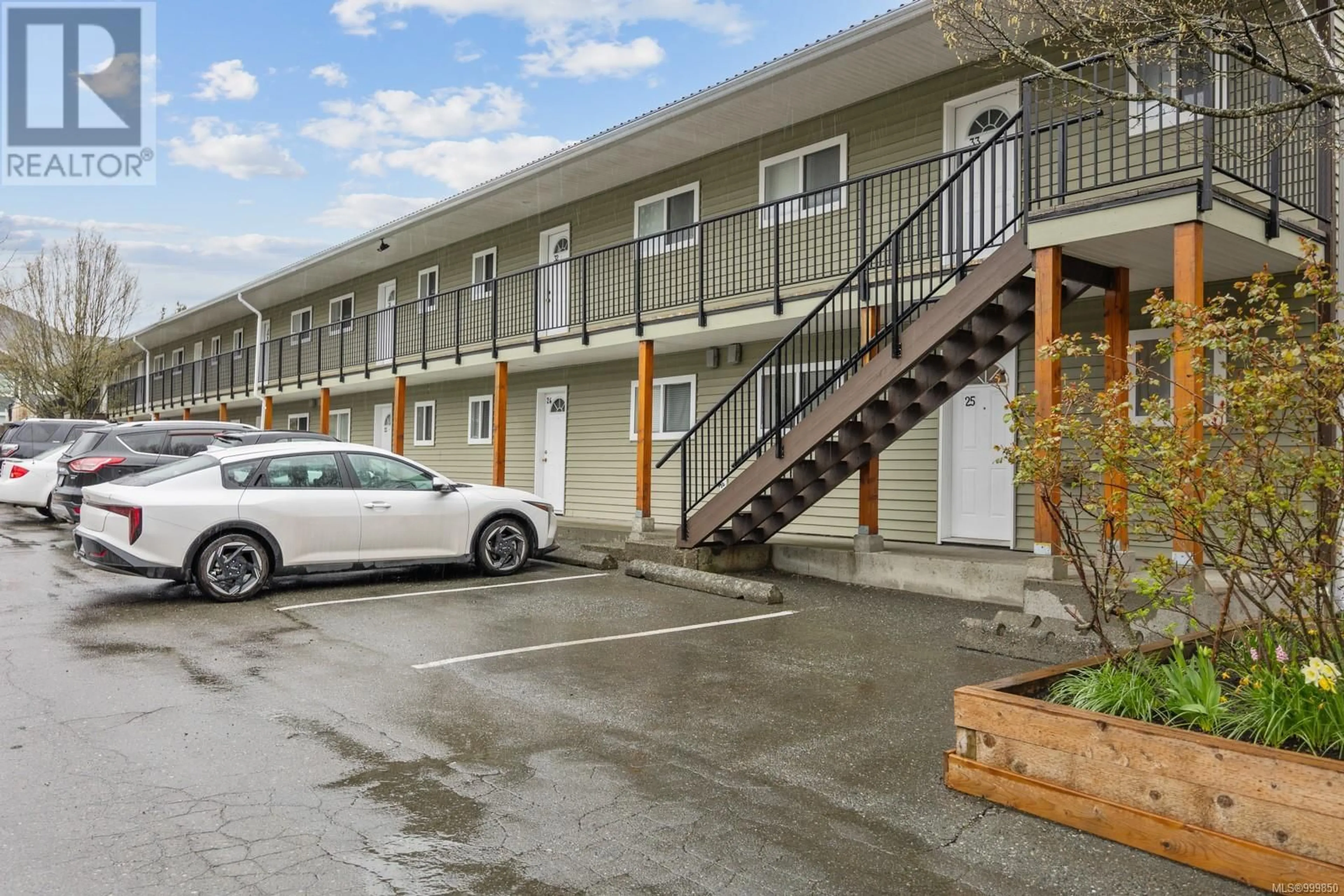 Patio, street for 25 - 375 21ST STREET, Courtenay British Columbia V9N2B6