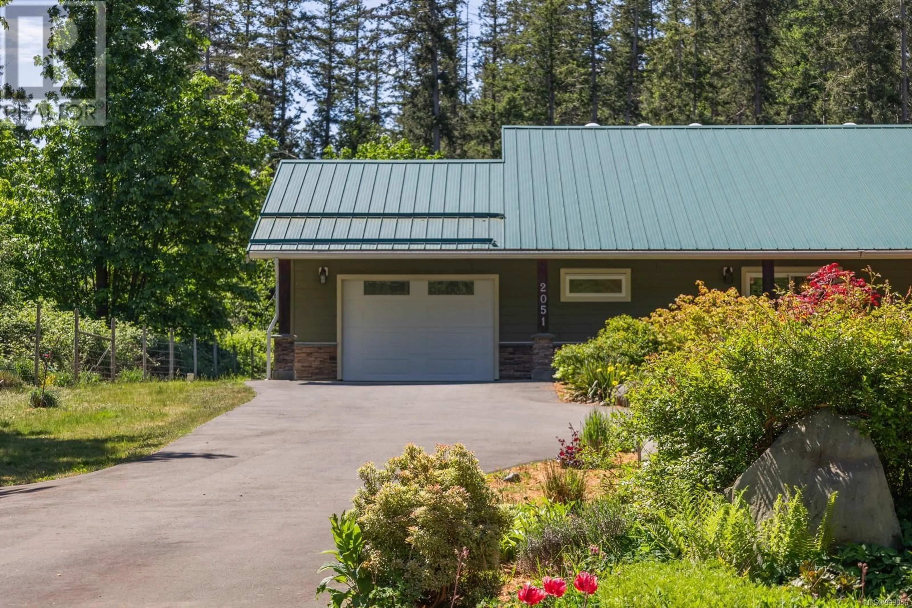 Unknown for 2051 HECTOR ROAD, Comox British Columbia V9M3Y7