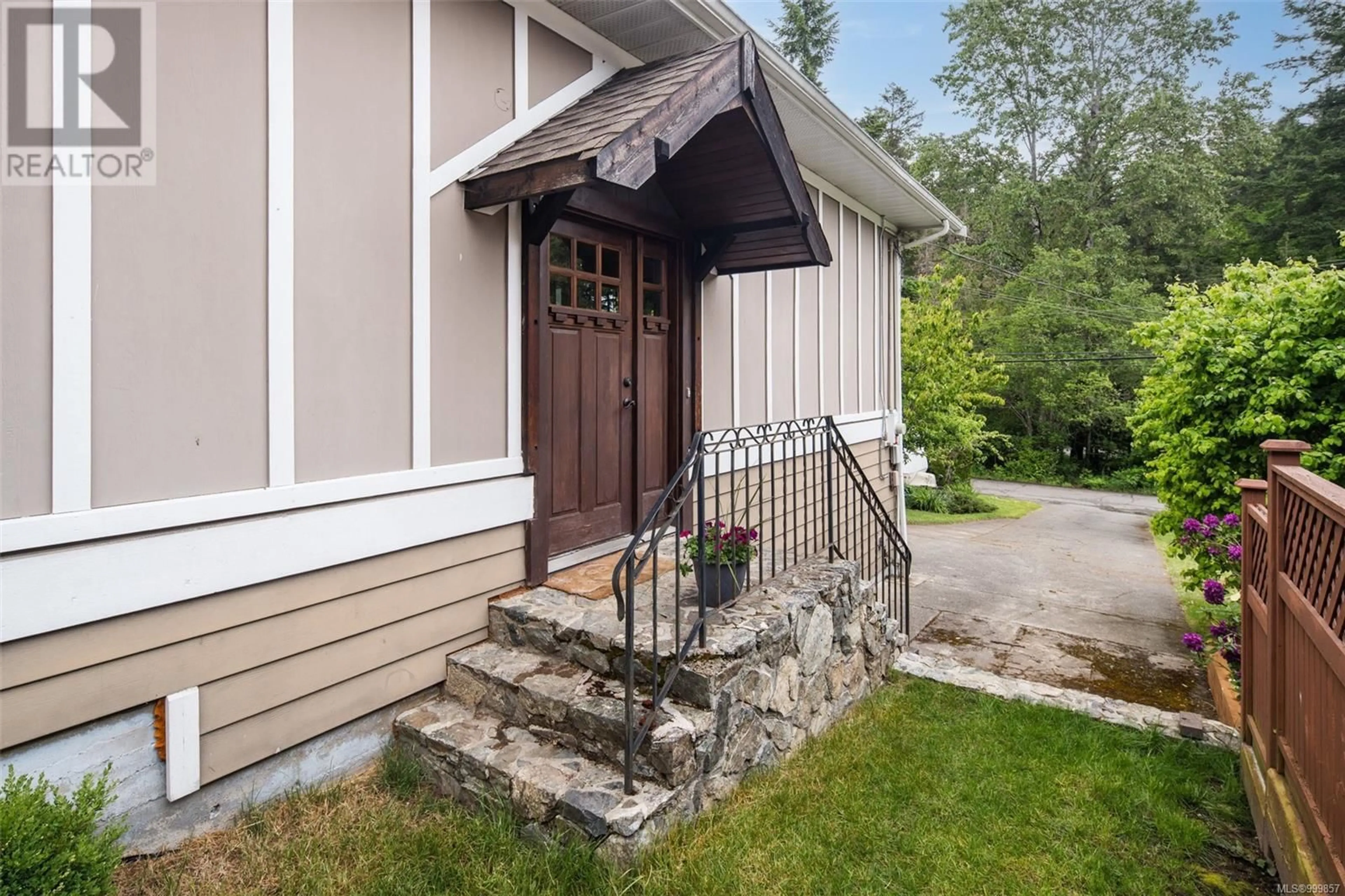 Unknown for 4518 HUGHES ROAD, Saanich British Columbia V9E2B8