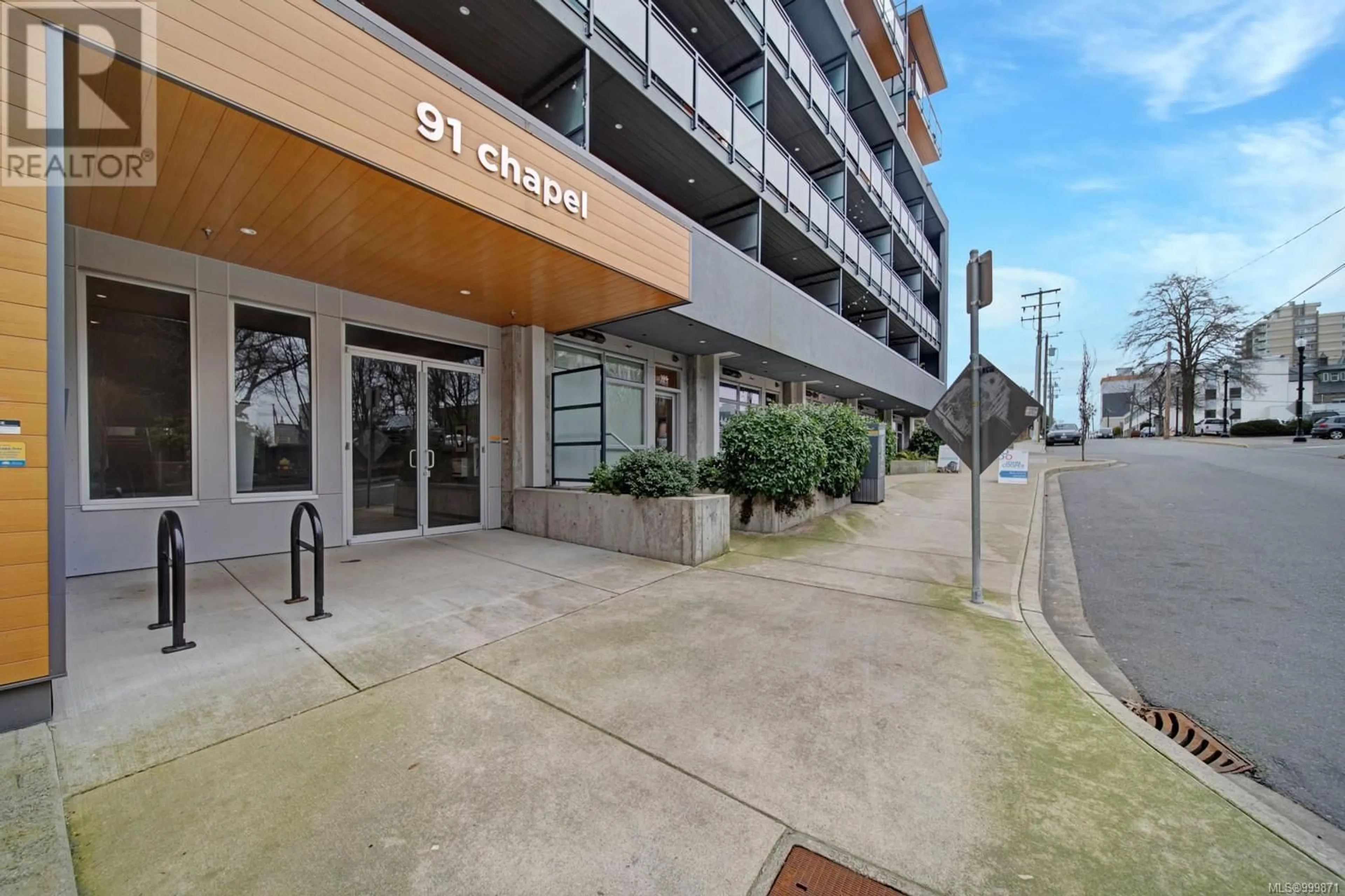 Patio, street for 310 - 91 CHAPEL STREET, Nanaimo British Columbia V9R0J3