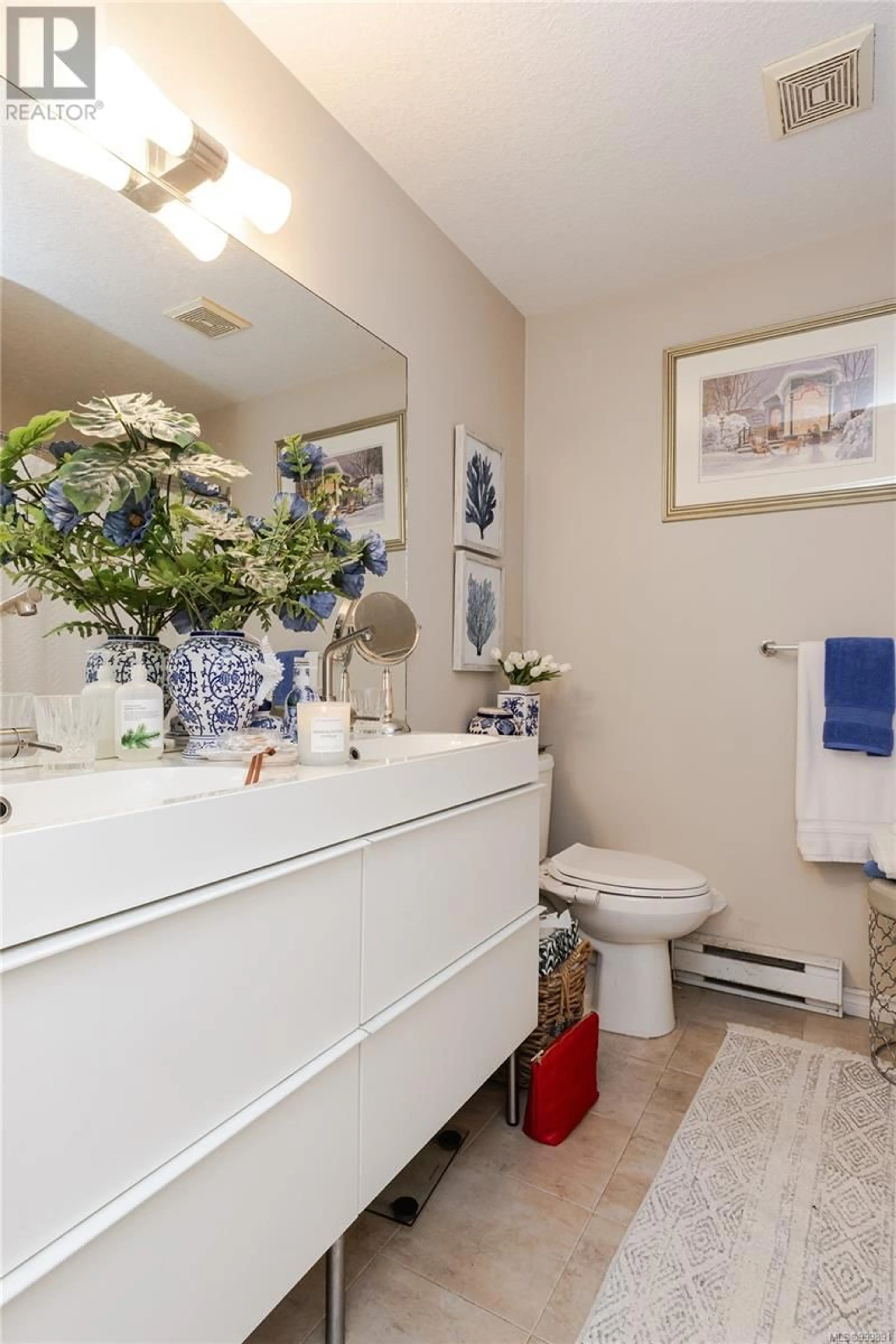 Standard bathroom, ceramic/tile floor for 4782 FAIRBROOK CRESCENT, Nanaimo British Columbia V9T6M6