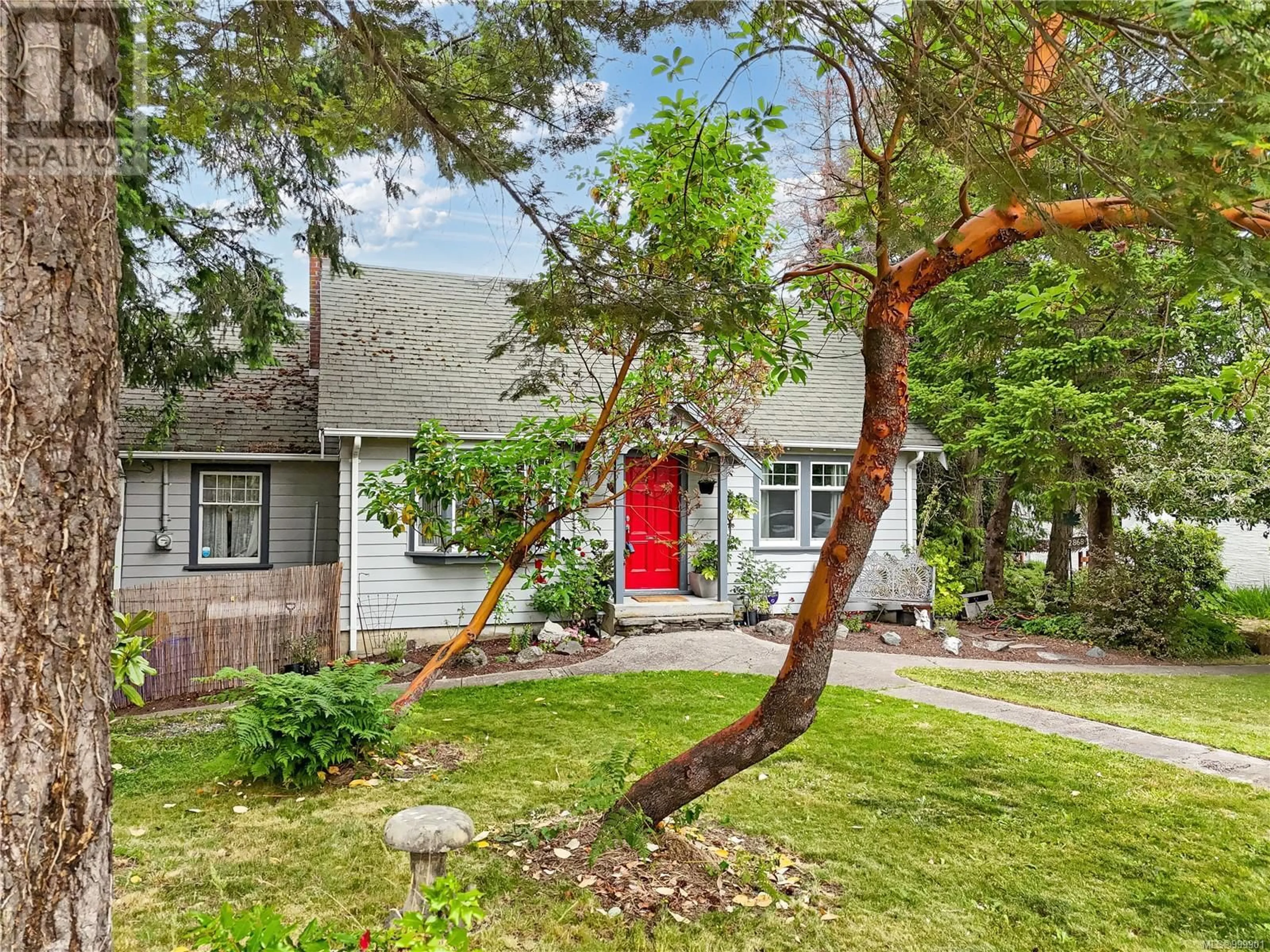 Unknown for 2868 GLENWOOD AVENUE, Saanich British Columbia V9A2A2