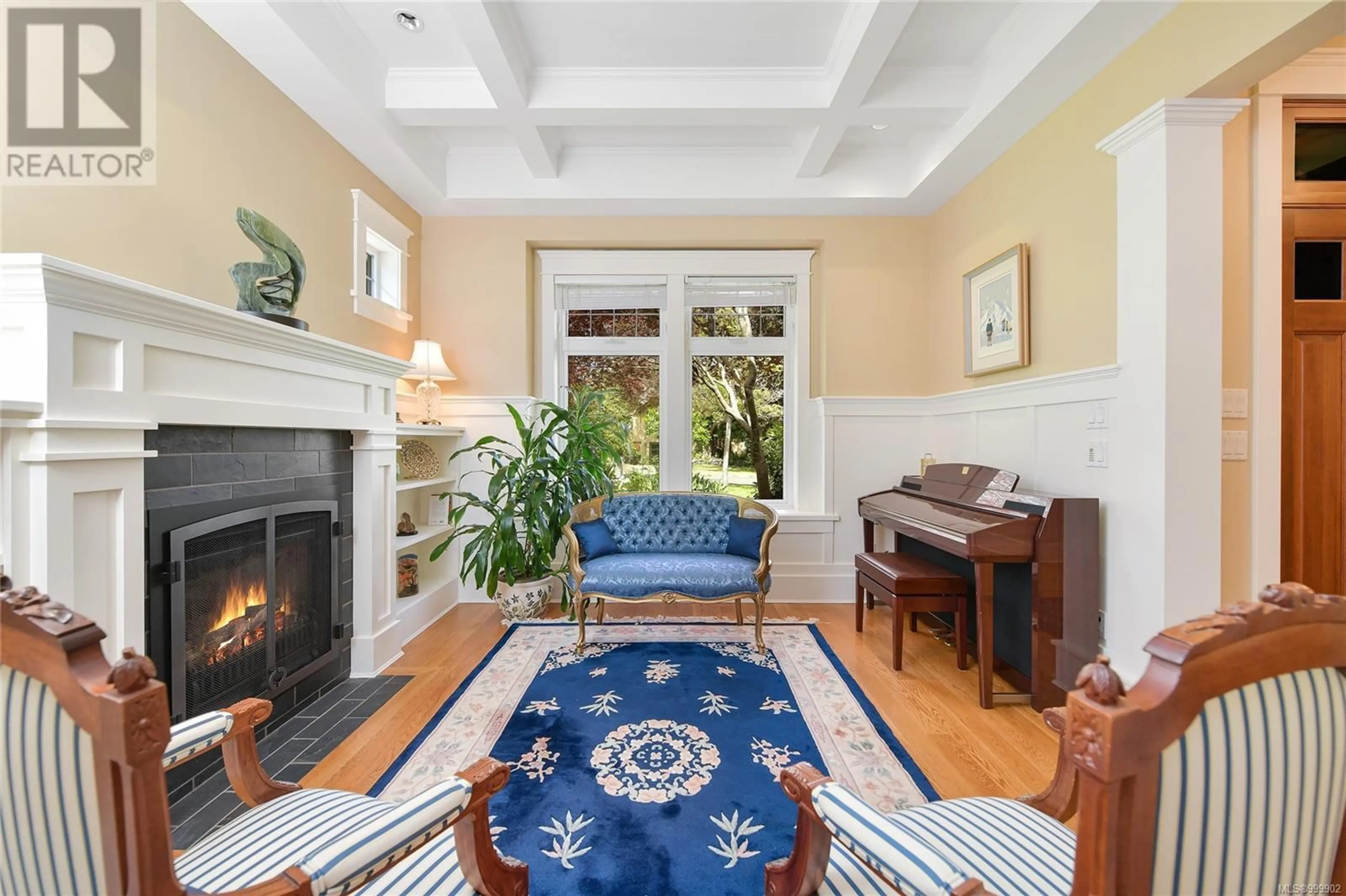 Unknown for 2175 BARTLETT AVENUE, Oak Bay British Columbia V8S2R1