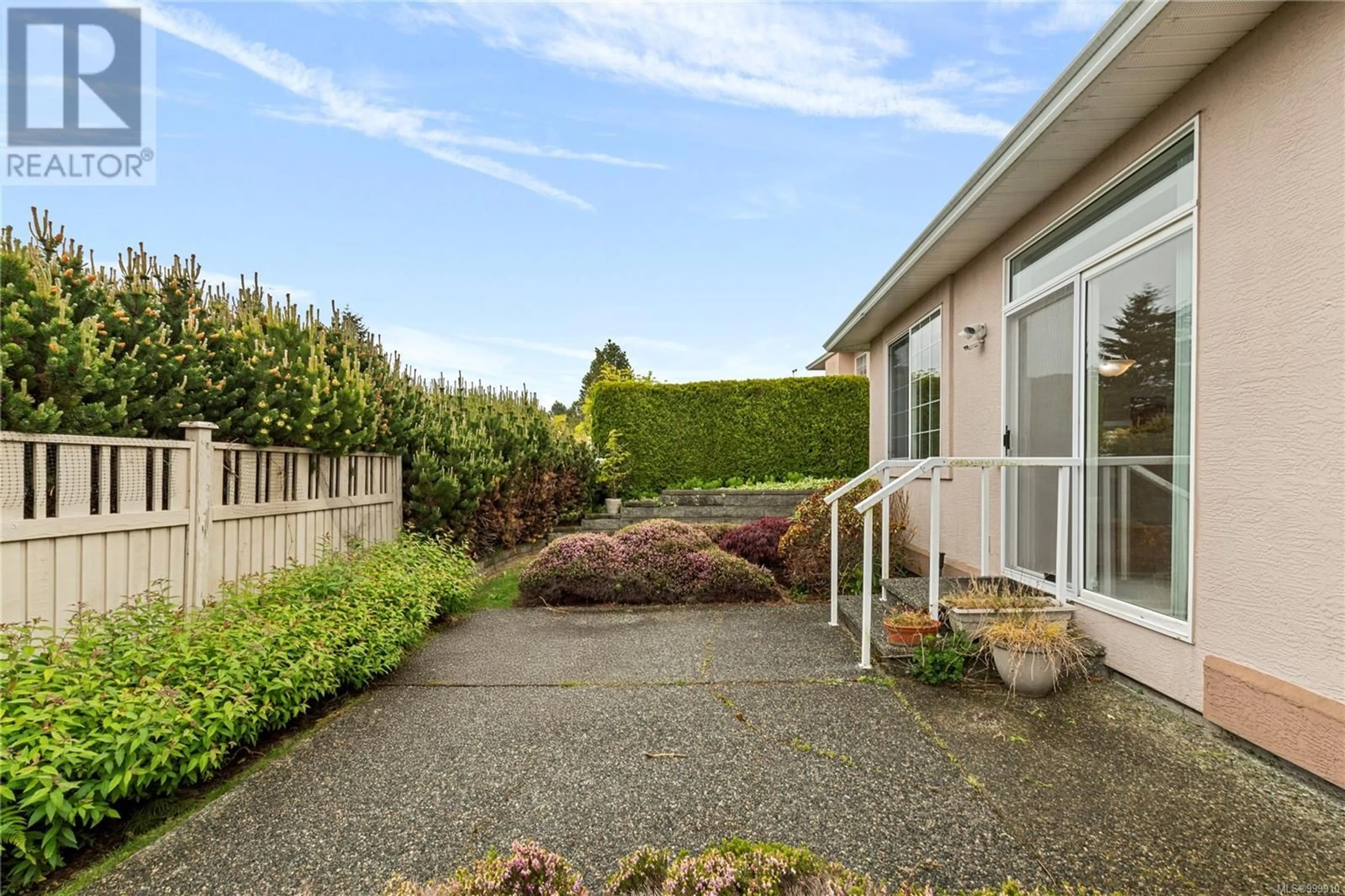 Patio, street for 6168 SATURNA AVENUE, Nanaimo British Columbia V9V1S8