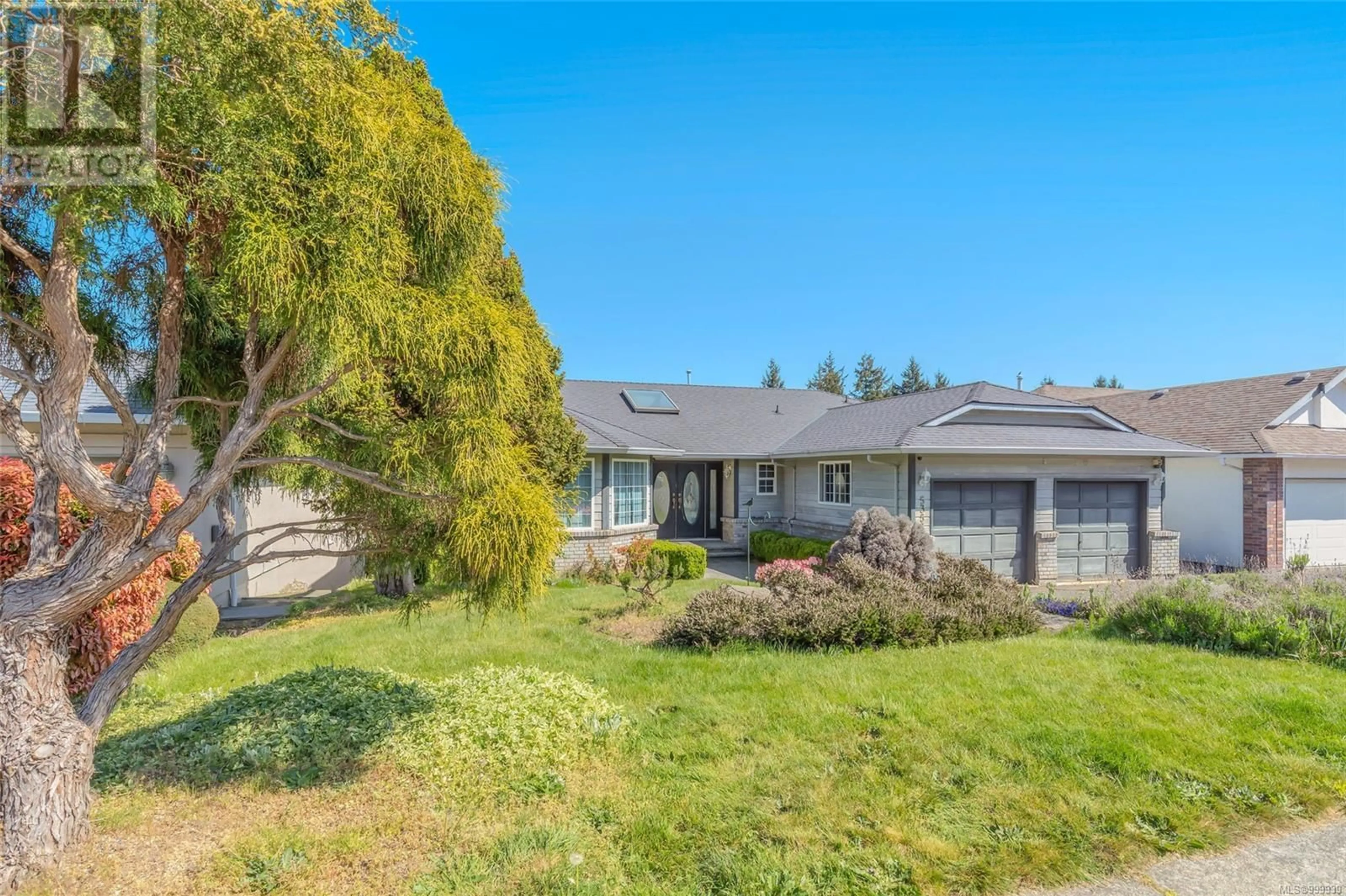 A pic from outside/outdoor area/front of a property/back of a property/a pic from drone, street for 5356 KENWILL DRIVE, Nanaimo British Columbia V9T5Z9