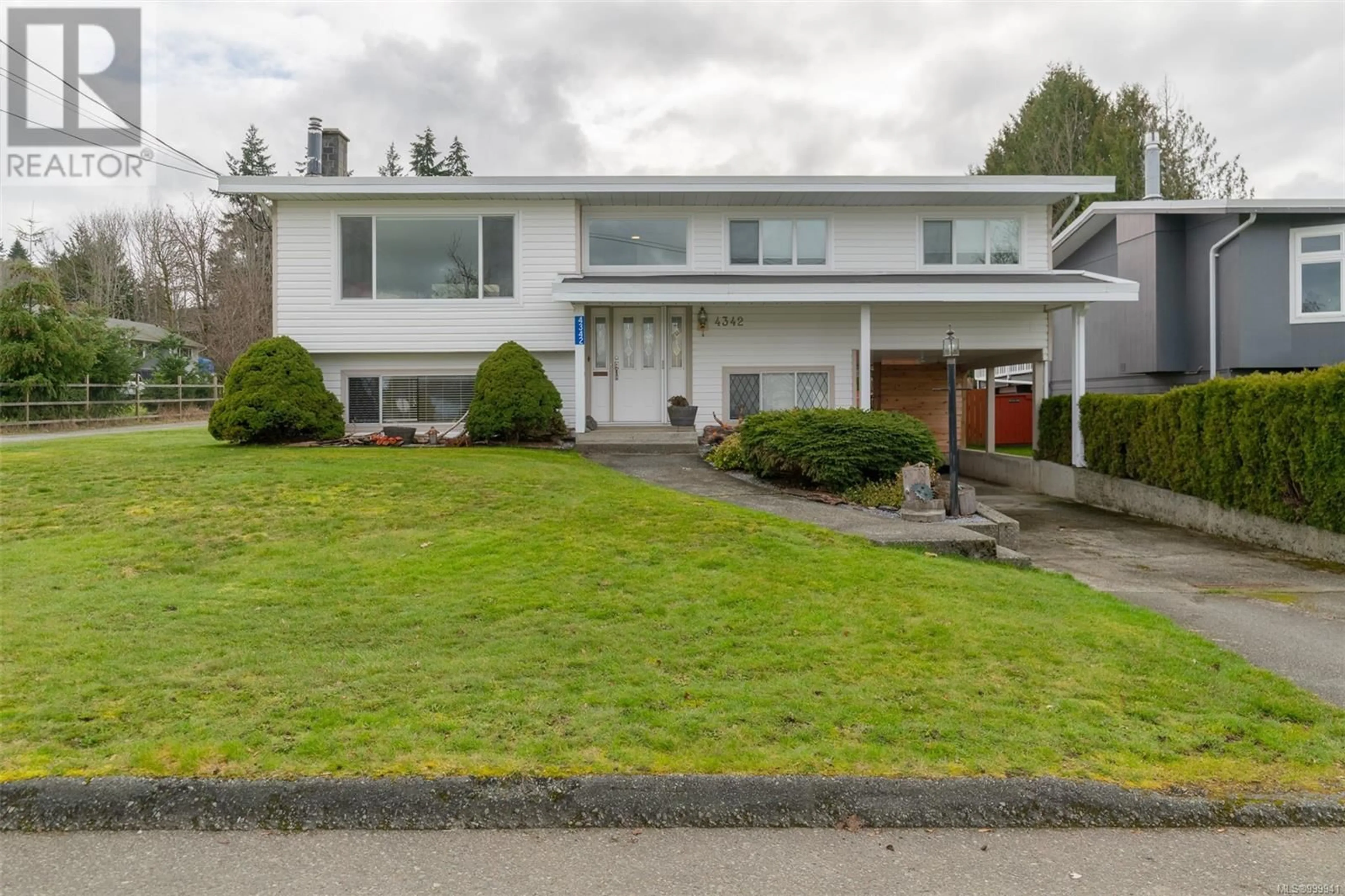 Home with vinyl exterior material, street for 4342 SCOTT STREET, Port Alberni British Columbia V9Y2P4