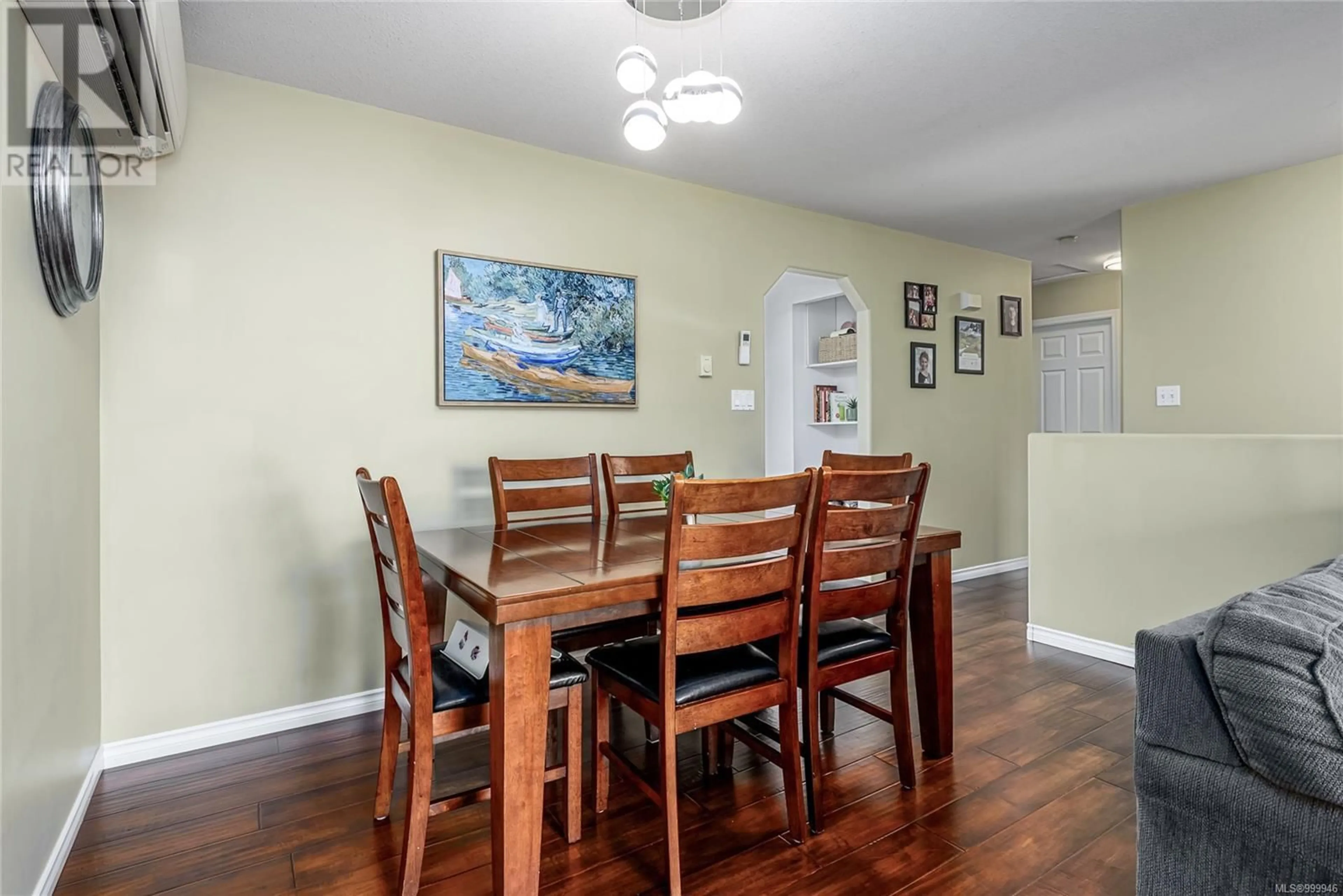 Dining room, wood/laminate floor for 1345 LARSEN ROAD, Courtenay British Columbia V9N8Y9
