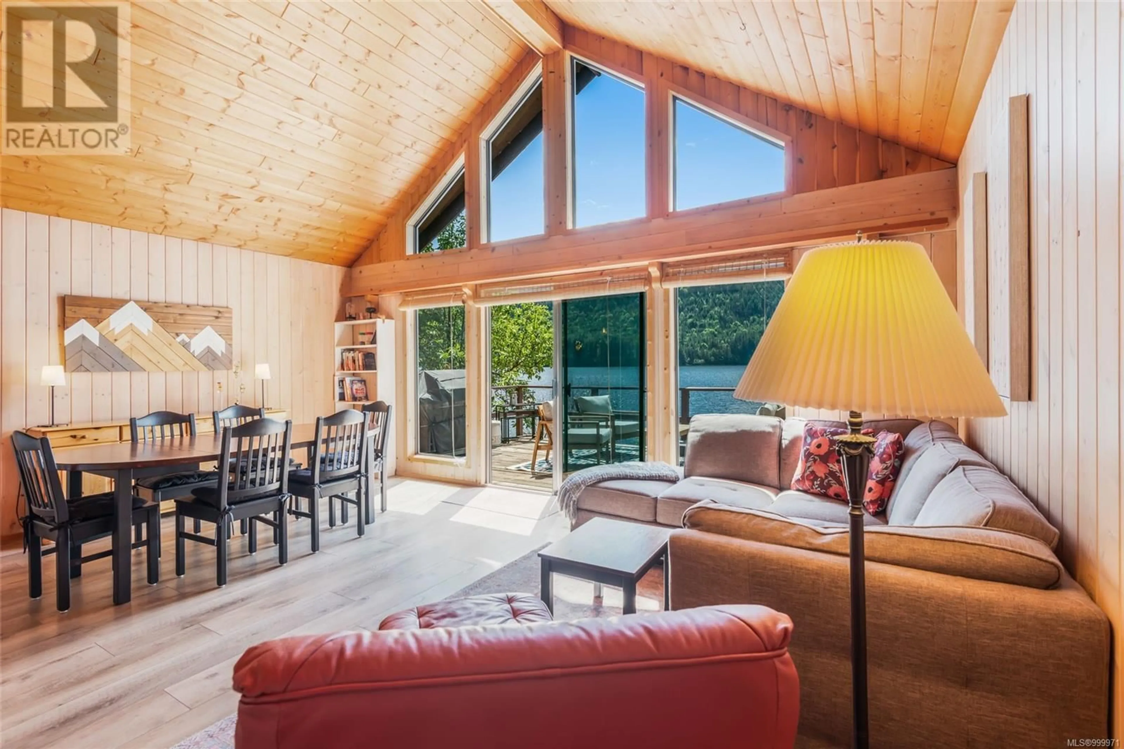 Living room with furniture, wood/laminate floor for Lot 65 - 3618 HORNE LAKE CAVES ROAD, Qualicum Beach British Columbia V9K2L7