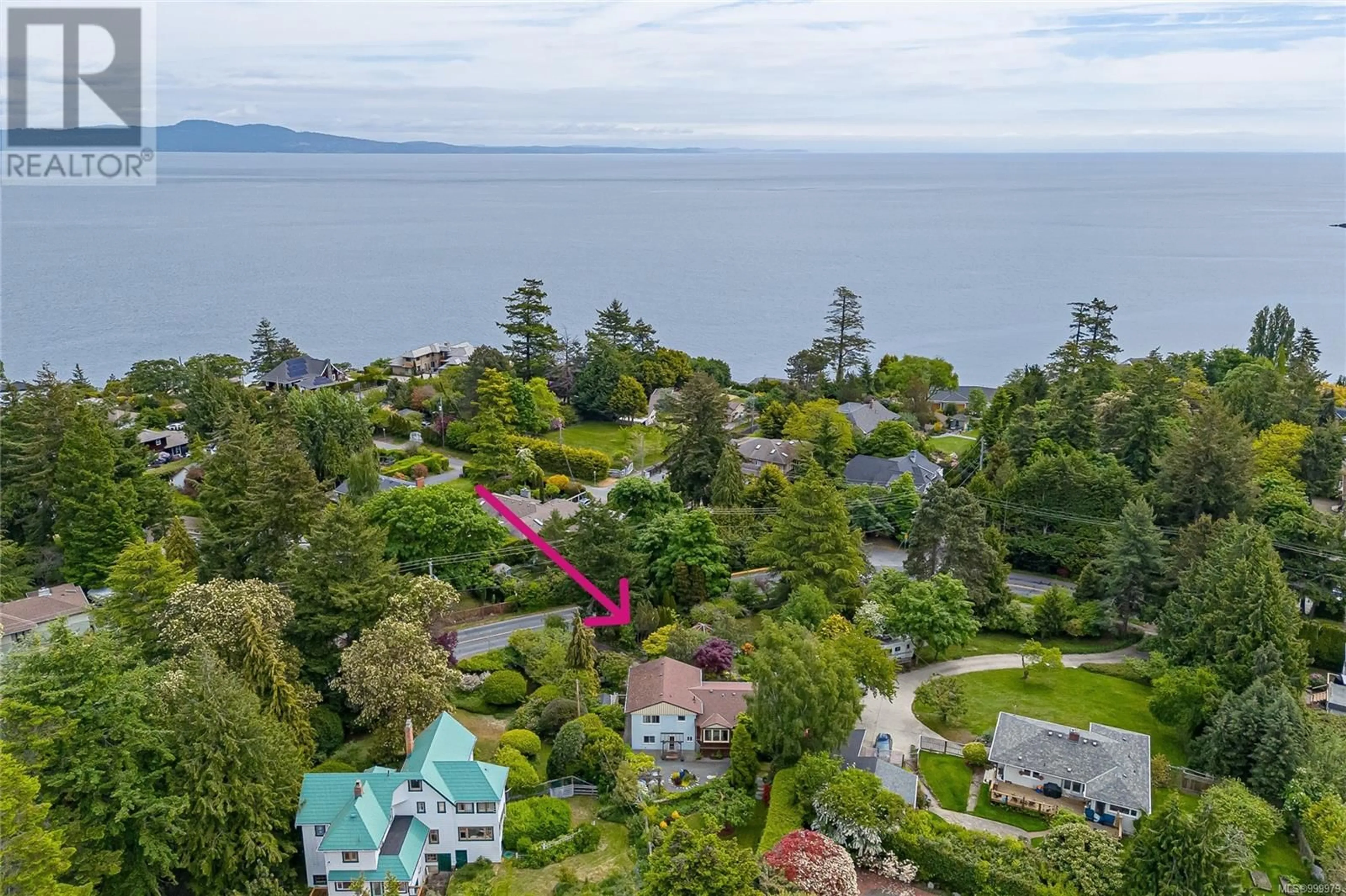 A pic from outside/outdoor area/front of a property/back of a property/a pic from drone, water/lake/river/ocean view for 2195 FERNDALE ROAD, Saanich British Columbia V8N2Z2