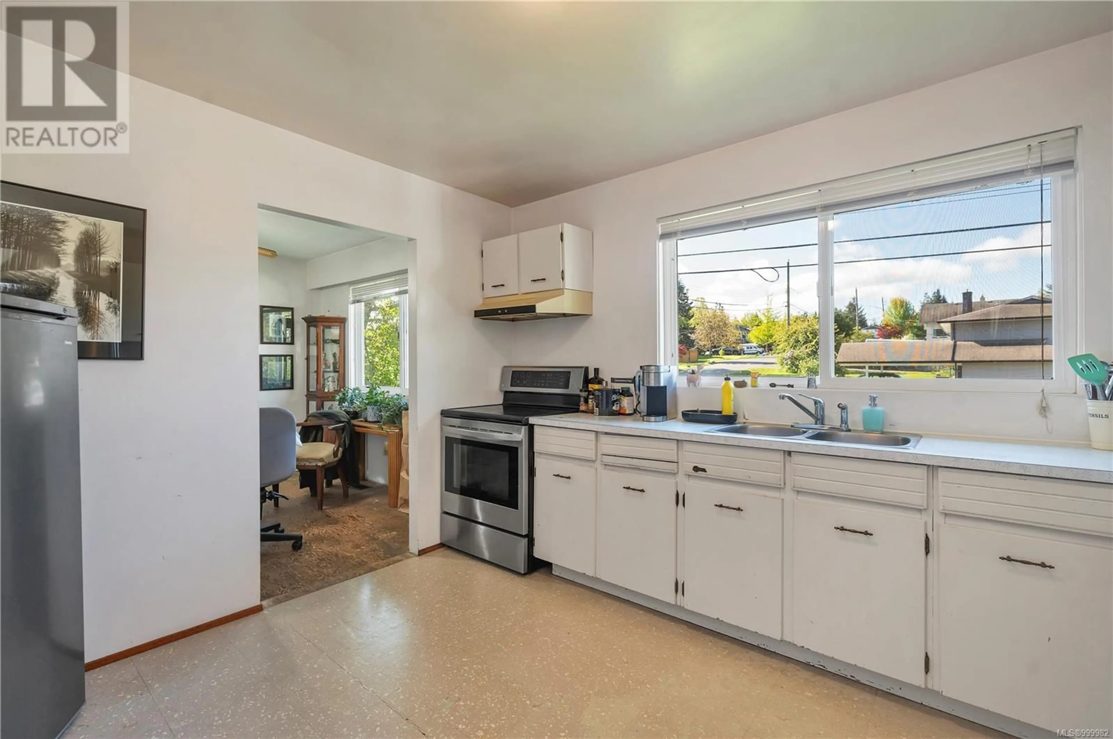 Unknown for 1920 TREELANE ROAD, Campbell River British Columbia V9W4E8