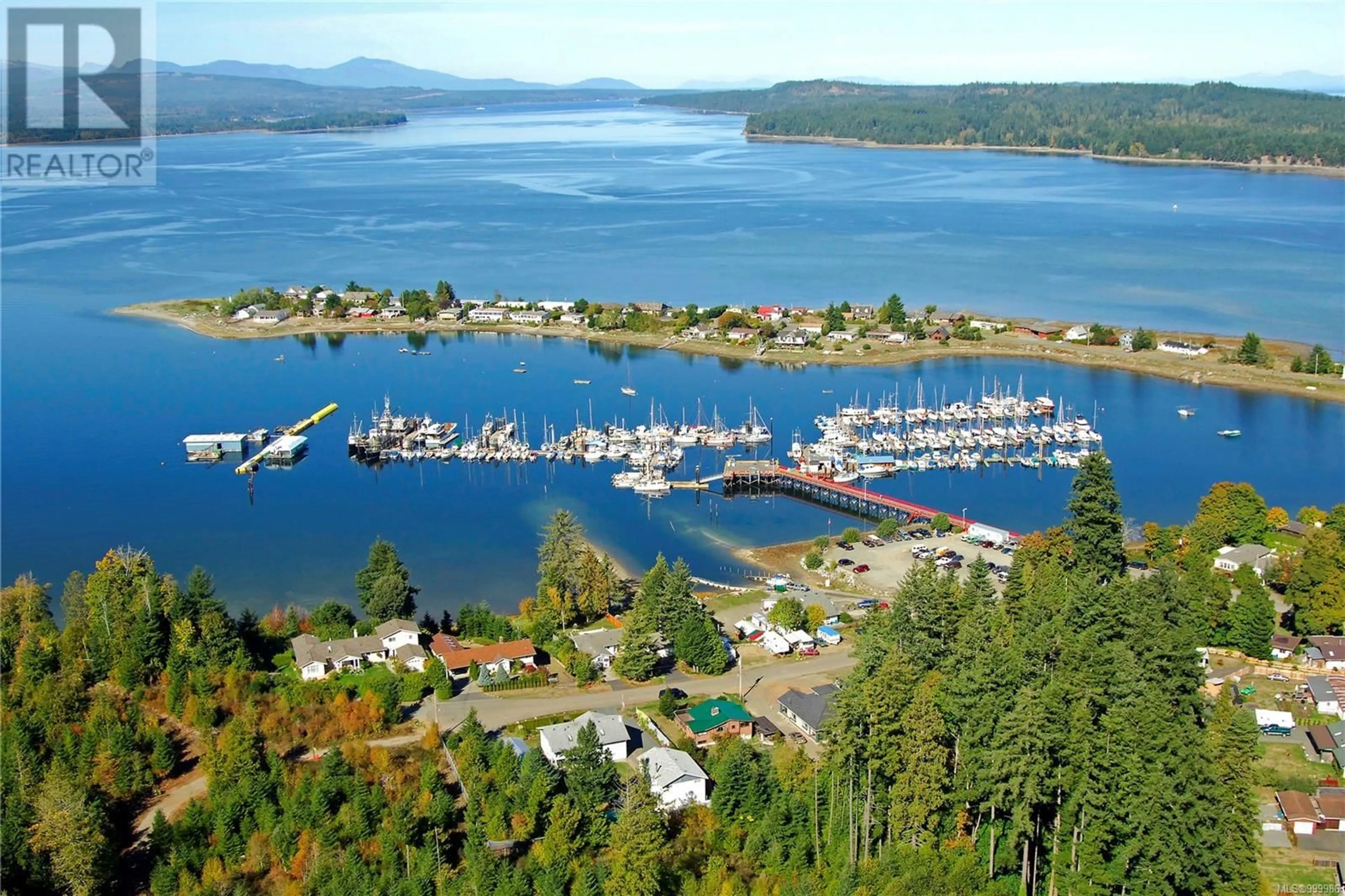 A pic from outside/outdoor area/front of a property/back of a property/a pic from drone, water/lake/river/ocean view for 253 HEMBROUGH ROAD, Bowser British Columbia V0R1G0