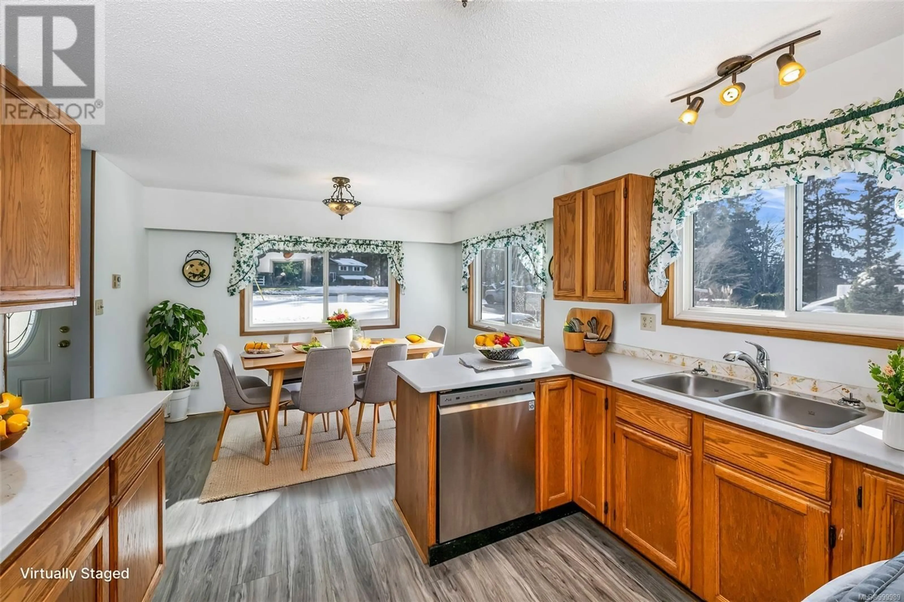 Open concept kitchen, unknown for 2801 WEDGEWOOD DRIVE, Duncan British Columbia V9L6B1