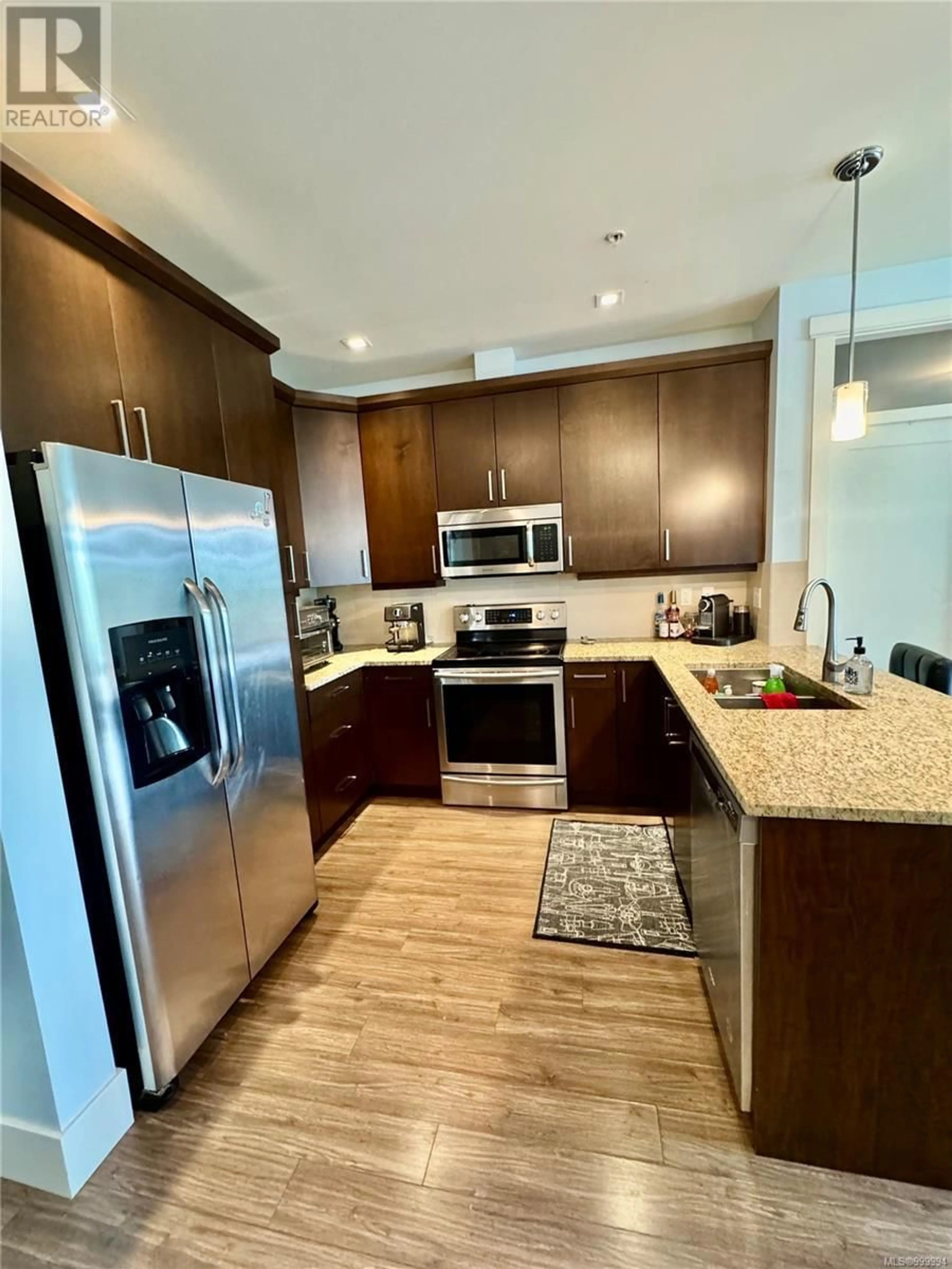 Open concept kitchen, unknown for 309 - 982 MCKENZIE AVENUE, Saanich British Columbia V8X3G7