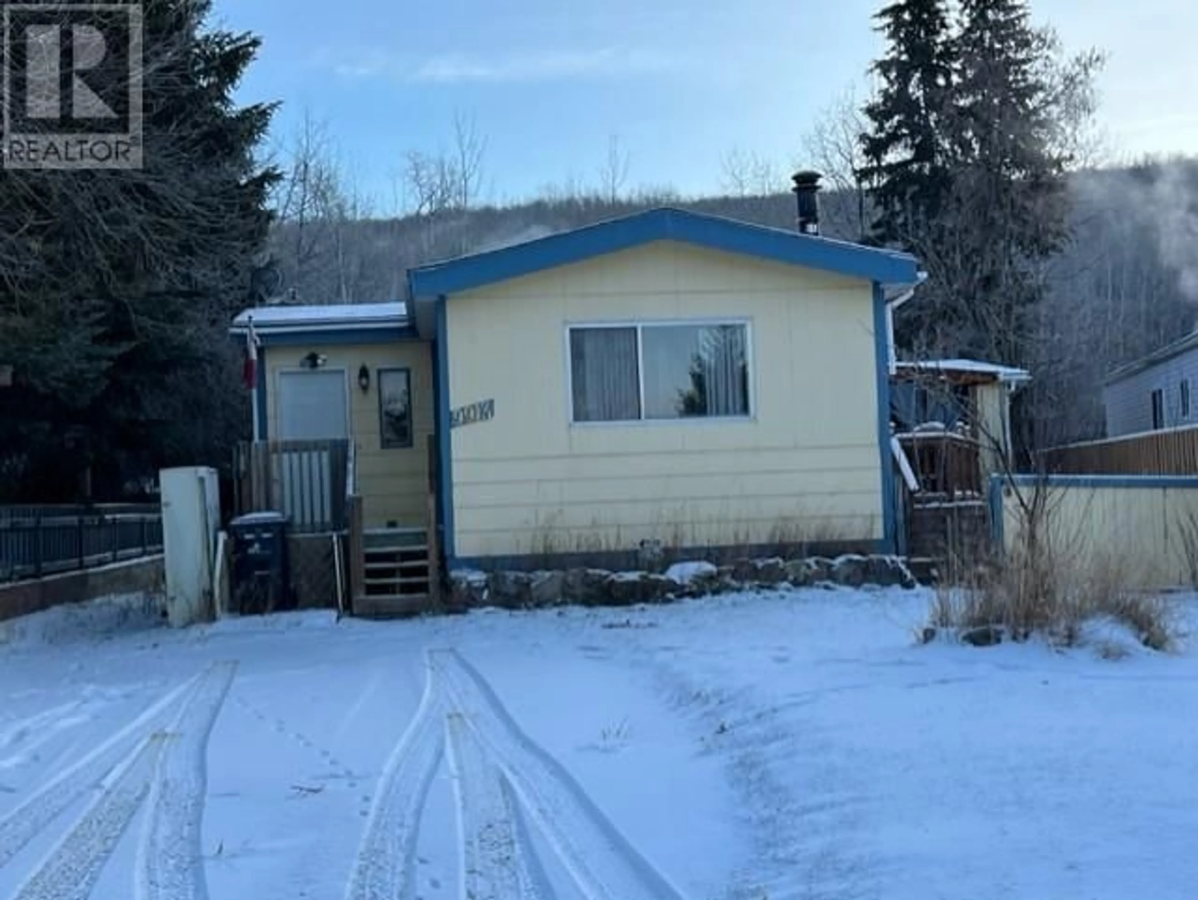 A pic from exterior of the house or condo for 9913 80 Avenue, Peace River Alberta T8S1A9