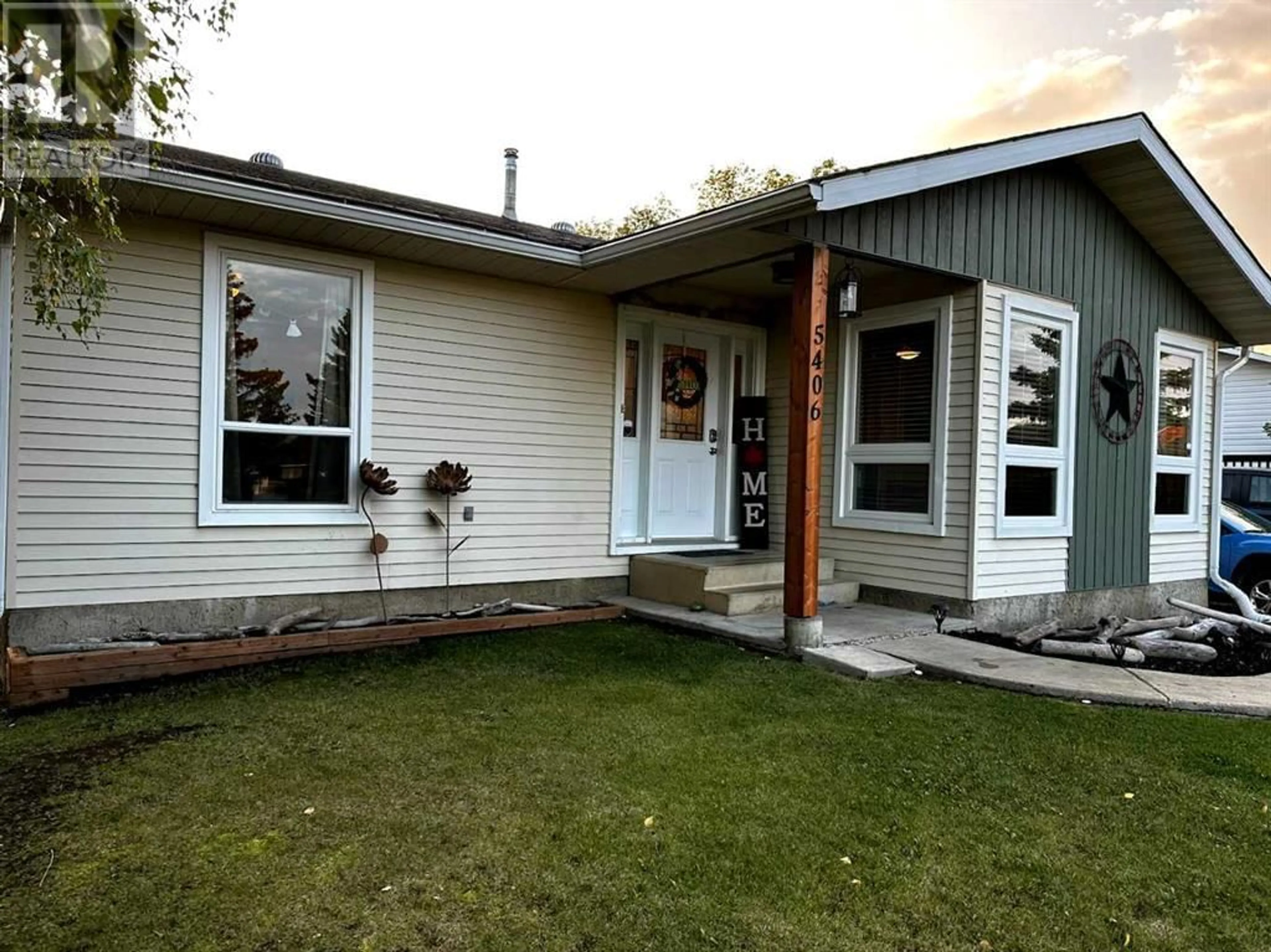 Frontside or backside of a home for 5406 52A Street, Berwyn Alberta T0H0E0