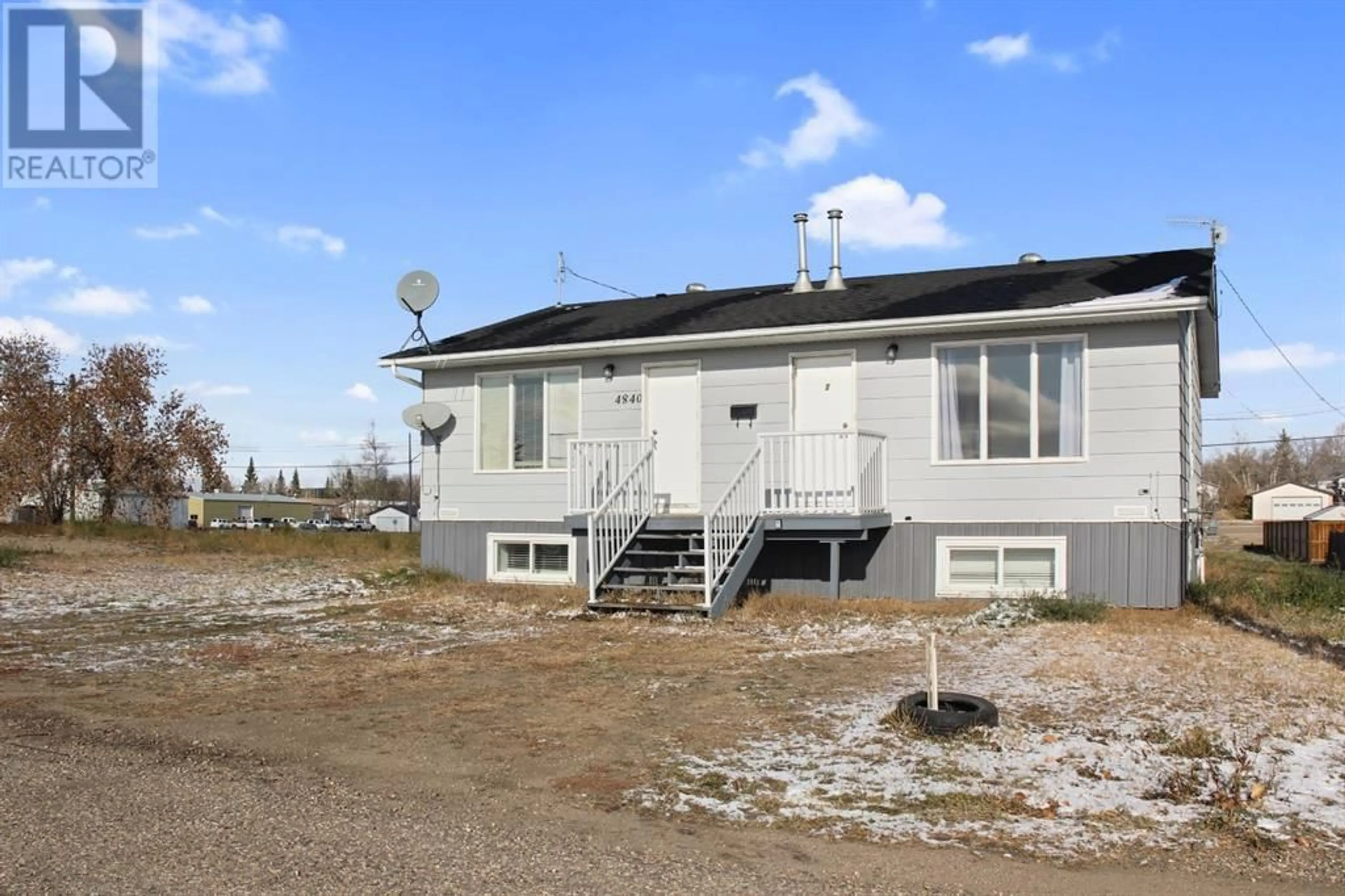 Frontside or backside of a home for 4840 49 Avenue, Irma Alberta T0B2H0