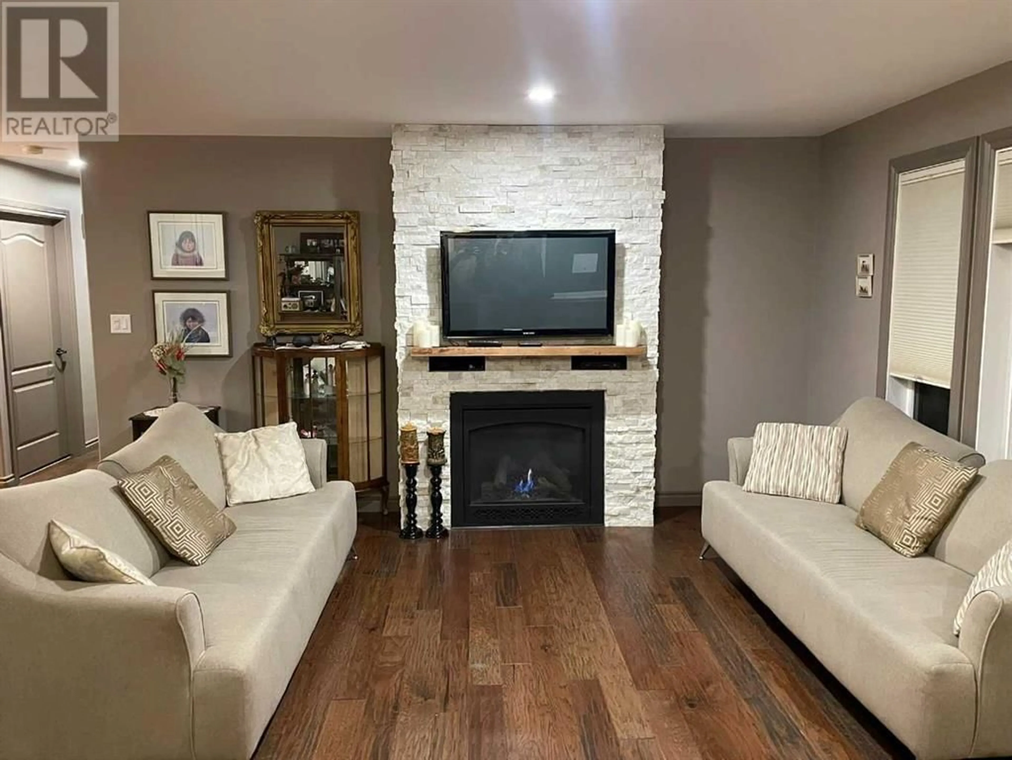 Living room for 11 4801 50 Street, Grimshaw Alberta T0H1W0